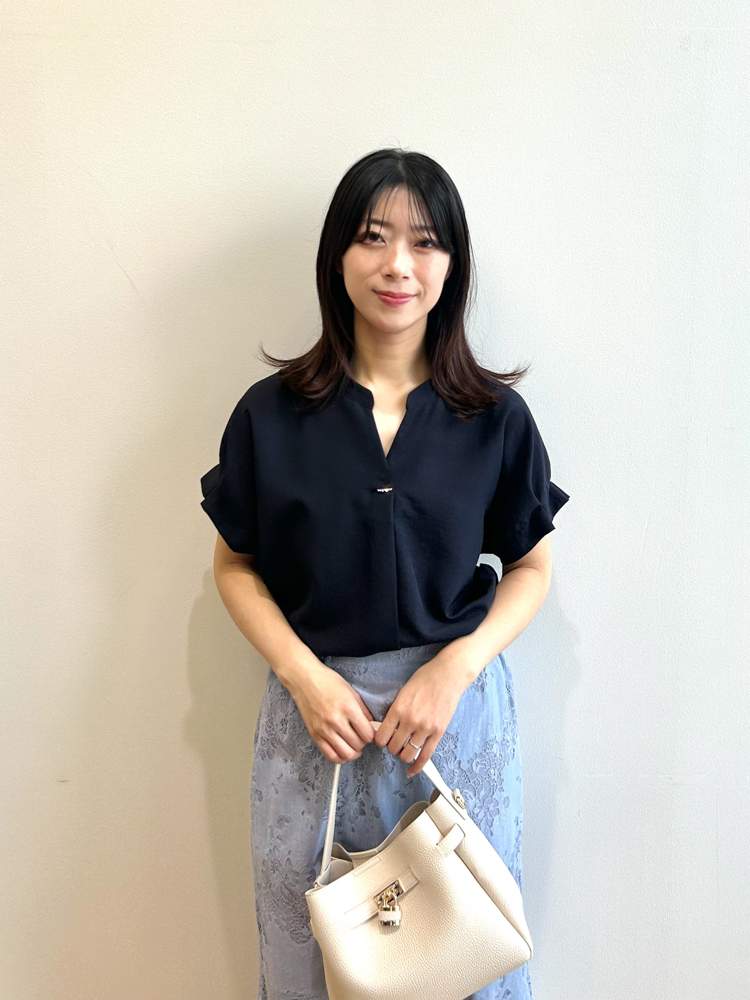RINAさんの「index｜【接触冷感／吸水速乾】タックスキッパーブラウス《防シワ／イージーアイロン／洗濯機OK／9col》」を使ったコーディネート