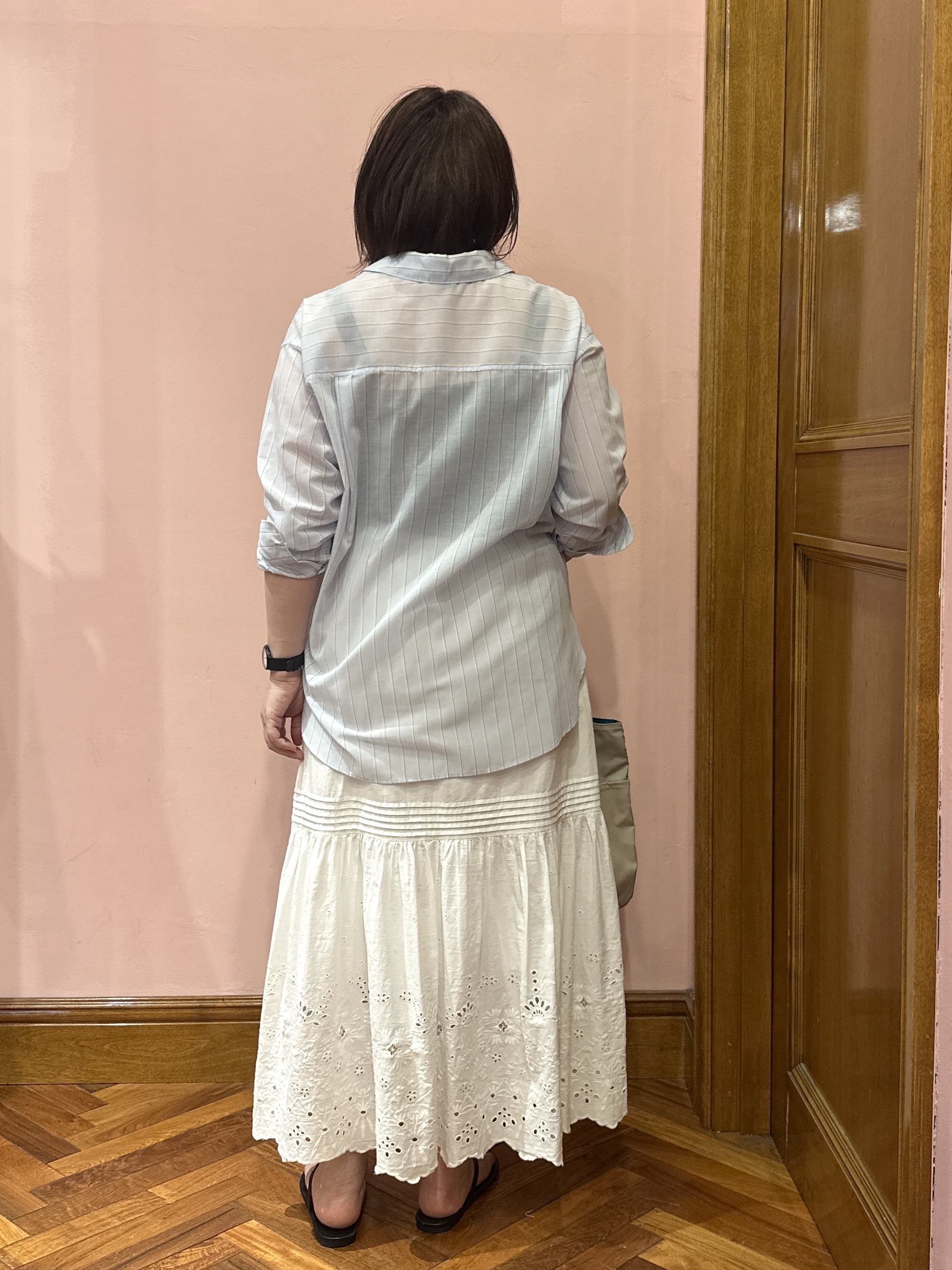 komatsuさんの「DRESSTERIOR｜シアー ストライプシャツ」を使ったコーディネート