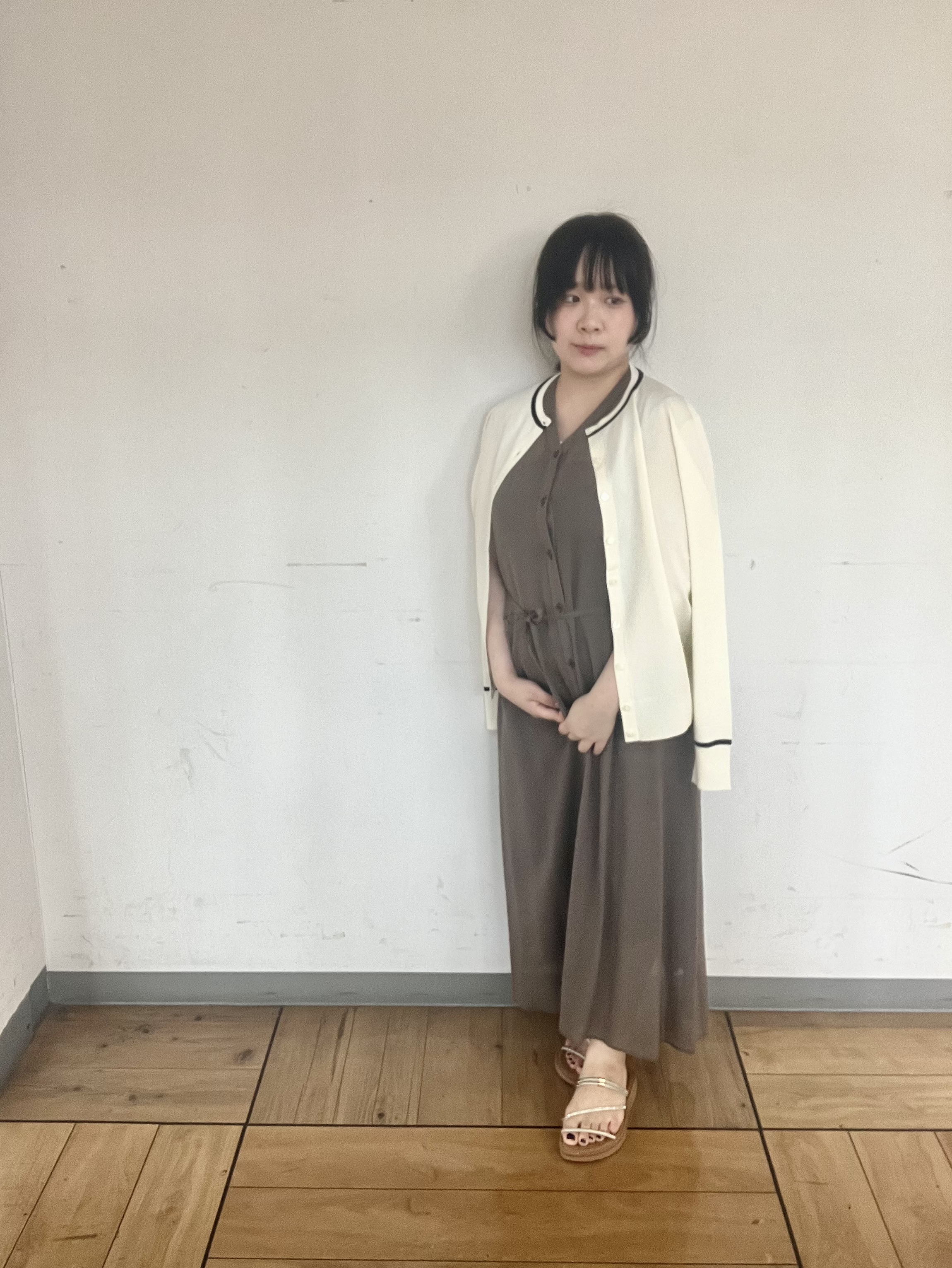 Mizukiさんの「UNTITLED｜【アンサンブル可能/秋羽織り】コンパクトニットカーディガン」を使ったコーディネート