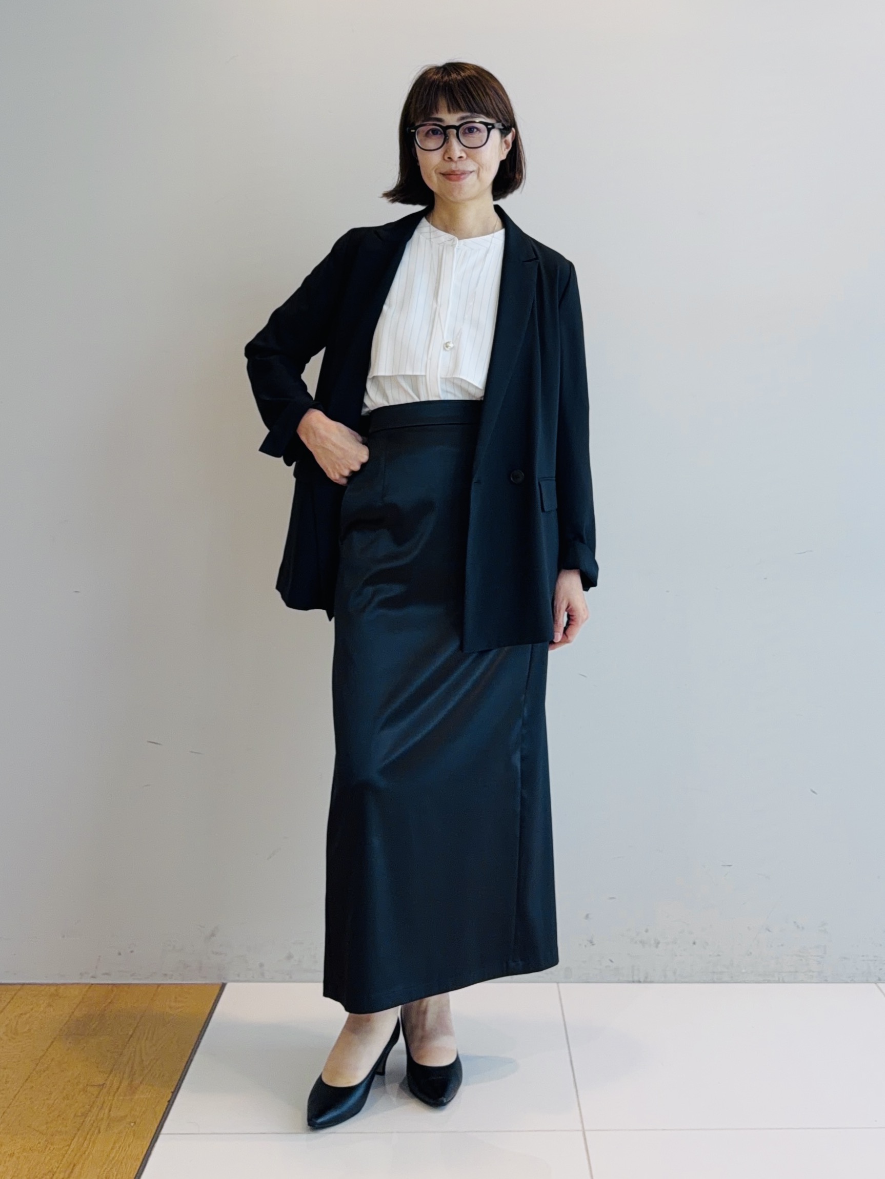 murayamaさんの「INDIVI｜【接触冷感/UVケア/夏羽織り/着る日傘】ケープ風ブラウス」を使ったコーディネート