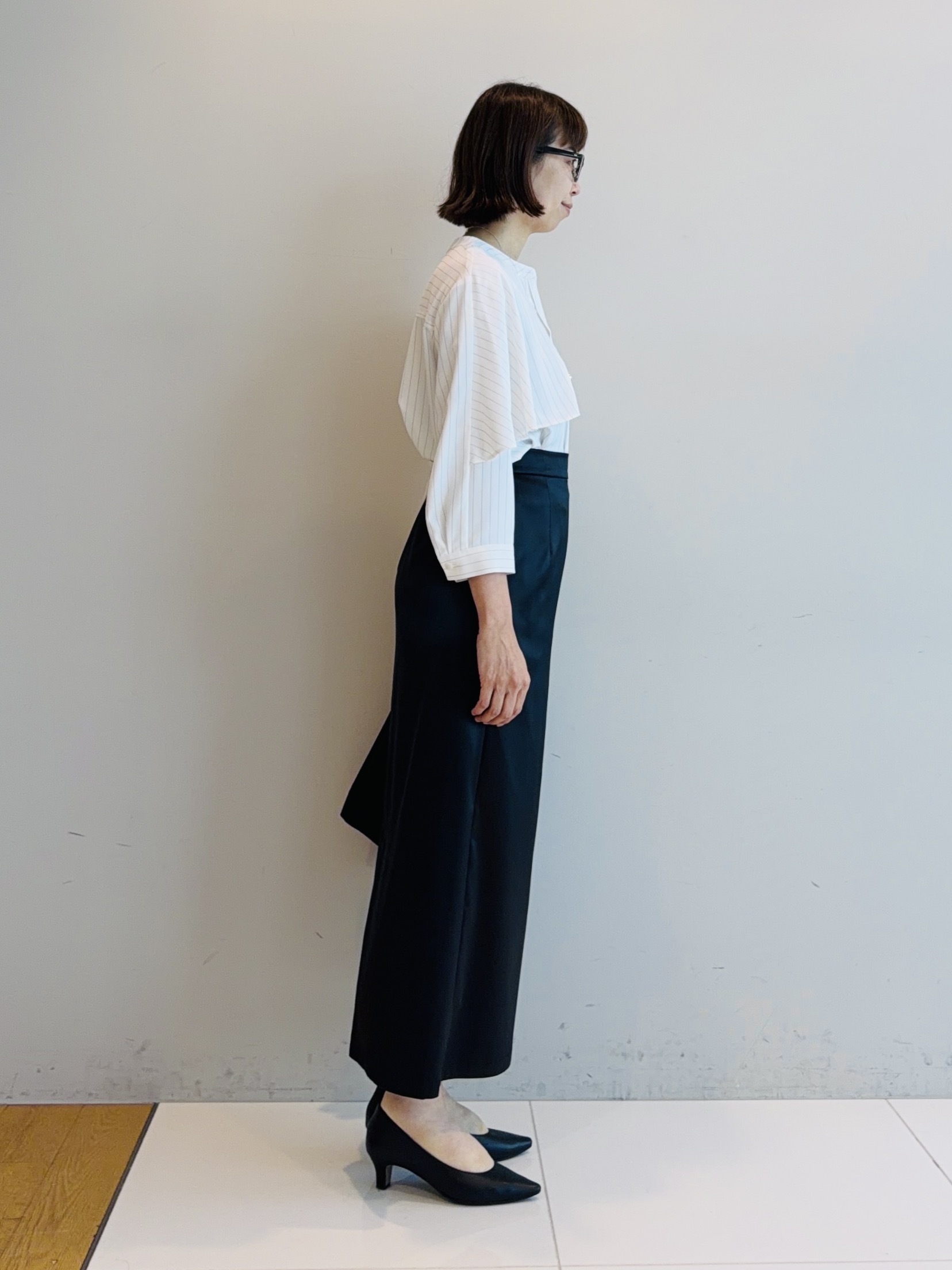 murayamaさんの「INDIVI｜【接触冷感/UVケア/夏羽織り/着る日傘】ケープ風ブラウス」を使ったコーディネート