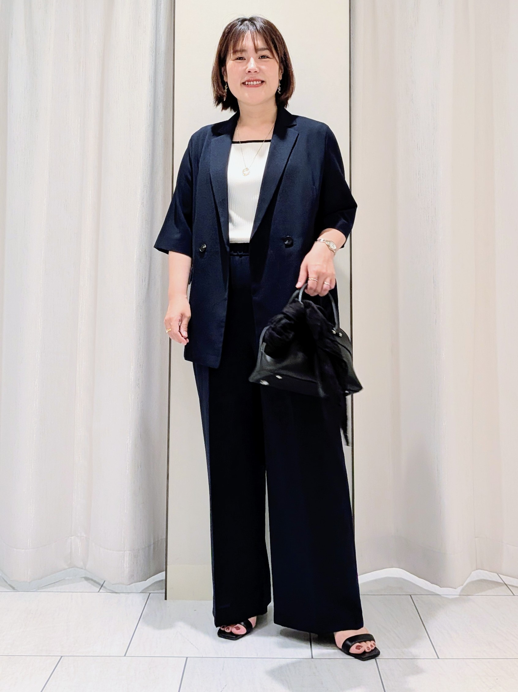 Onumaさんの「UNTITLED｜【秋の通勤羽織/セットアップ可/UVカット】エアリークール半袖ジャケット」を使ったコーディネート