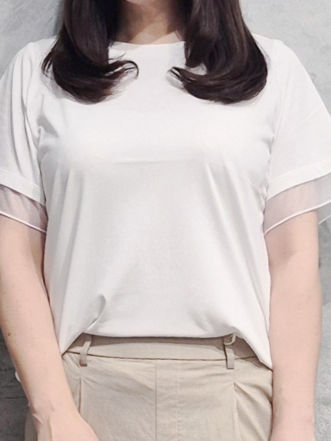ひさえさんの「THE SHOP TK｜【M-XL/ひんやり】上品な透け感 袖口シアーTシャツ」を使ったコーディネート