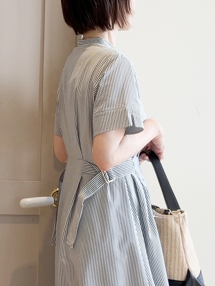 yamakoさんの「grove｜【低身長さんも選べる着丈/UV・シワになりにくいetc】涼やかさも、きちんとも叶うワンピース」を使ったコーディネート