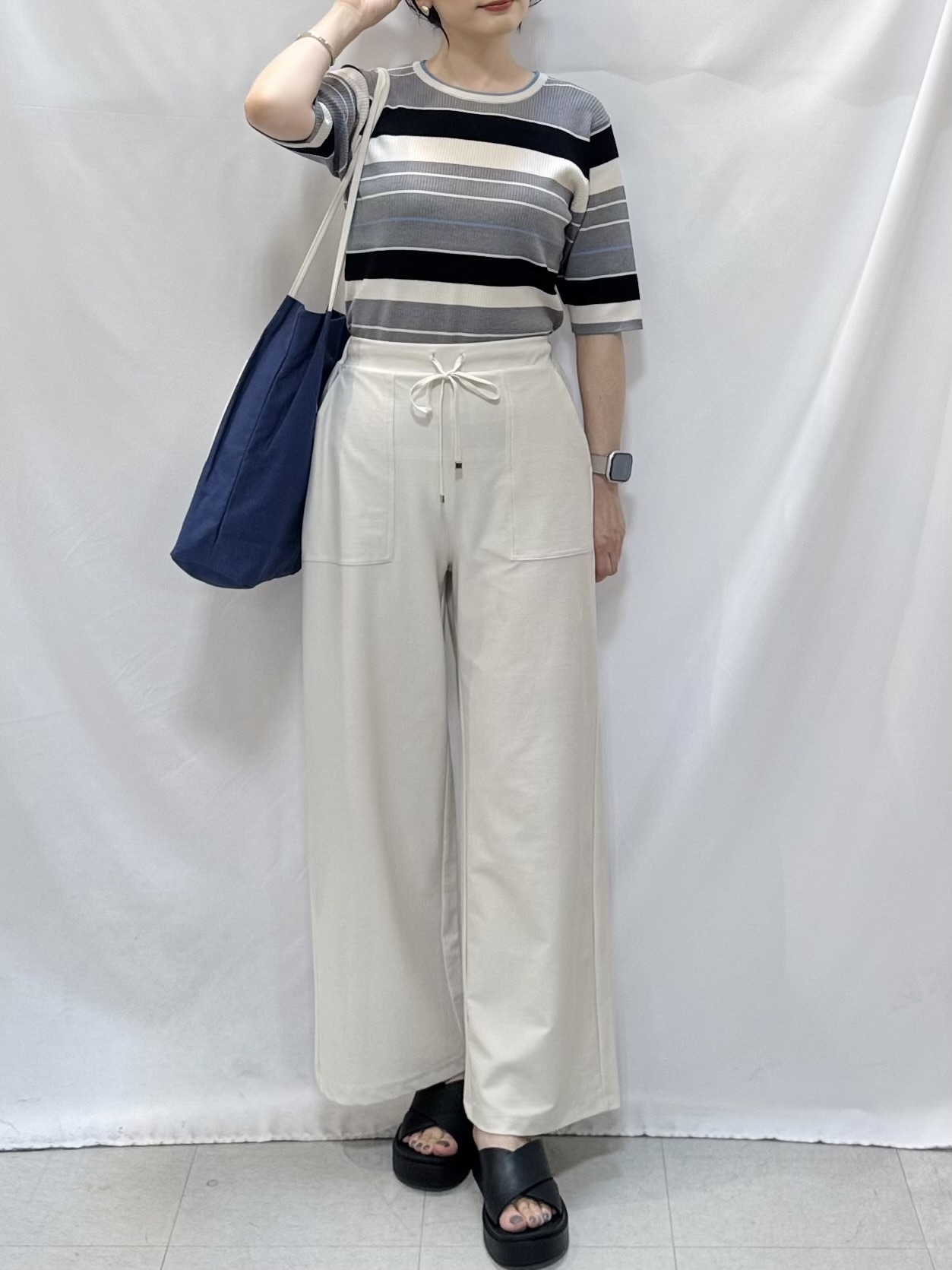 𝐇𝐢𝐫𝐨𝐦𝐢さんの「SHOO･LA･RUE｜【S-LL】オンオフ着られる マルチボーダーリブニット」を使ったコーディネート