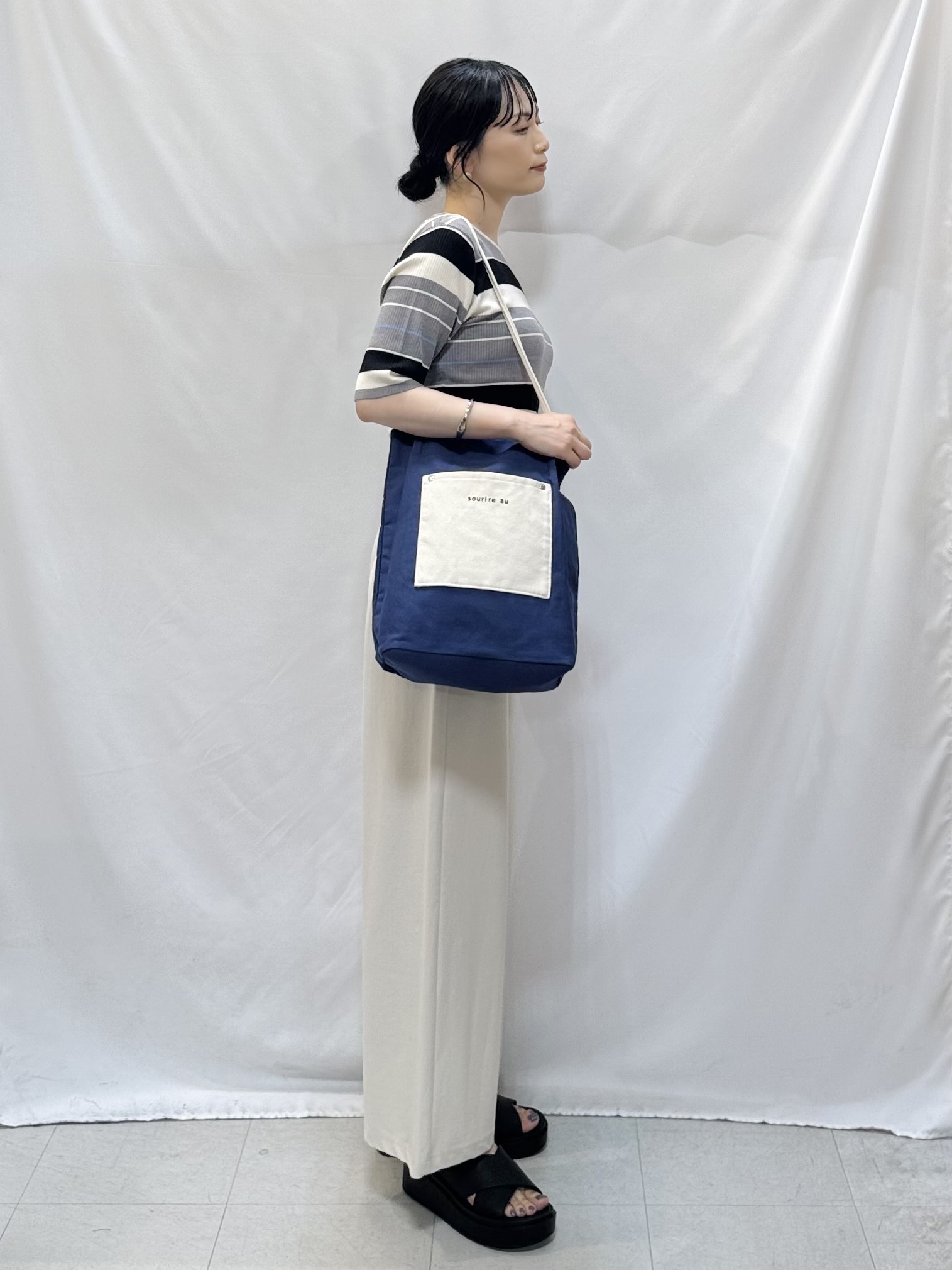 𝐇𝐢𝐫𝐨𝐦𝐢さんの「SHOO･LA･RUE｜【S-LL】オンオフ着られる マルチボーダーリブニット」を使ったコーディネート