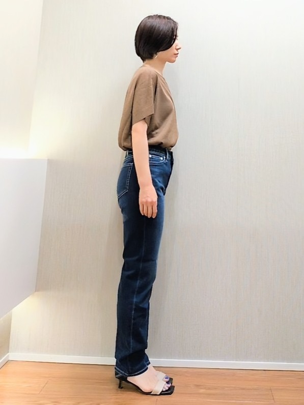 ミズタさんの「UNTITLED｜【アンサンブル可/品のある透け感】Tシャツ風ニットトップス」を使ったコーディネート