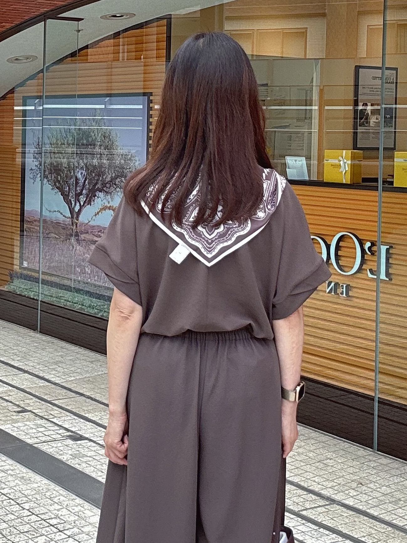 makiさんの「UNTITLED｜【セットアップ可/UVカット/前後2WAY】リラクシーフレンチスリーブブラウス」を使ったコーディネート