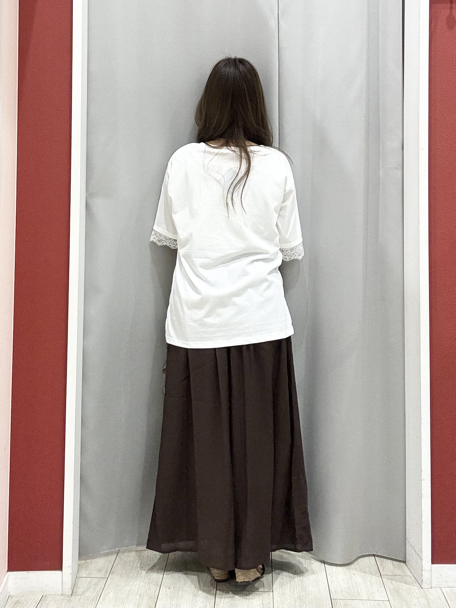 shioさんの「SHOO･LA･RUE｜【洗濯後しわになりにくい/S-LL】お顔も手の甲もしっかりカバー　日よけ・指穴付きUVパーカ」を使ったコーディネート