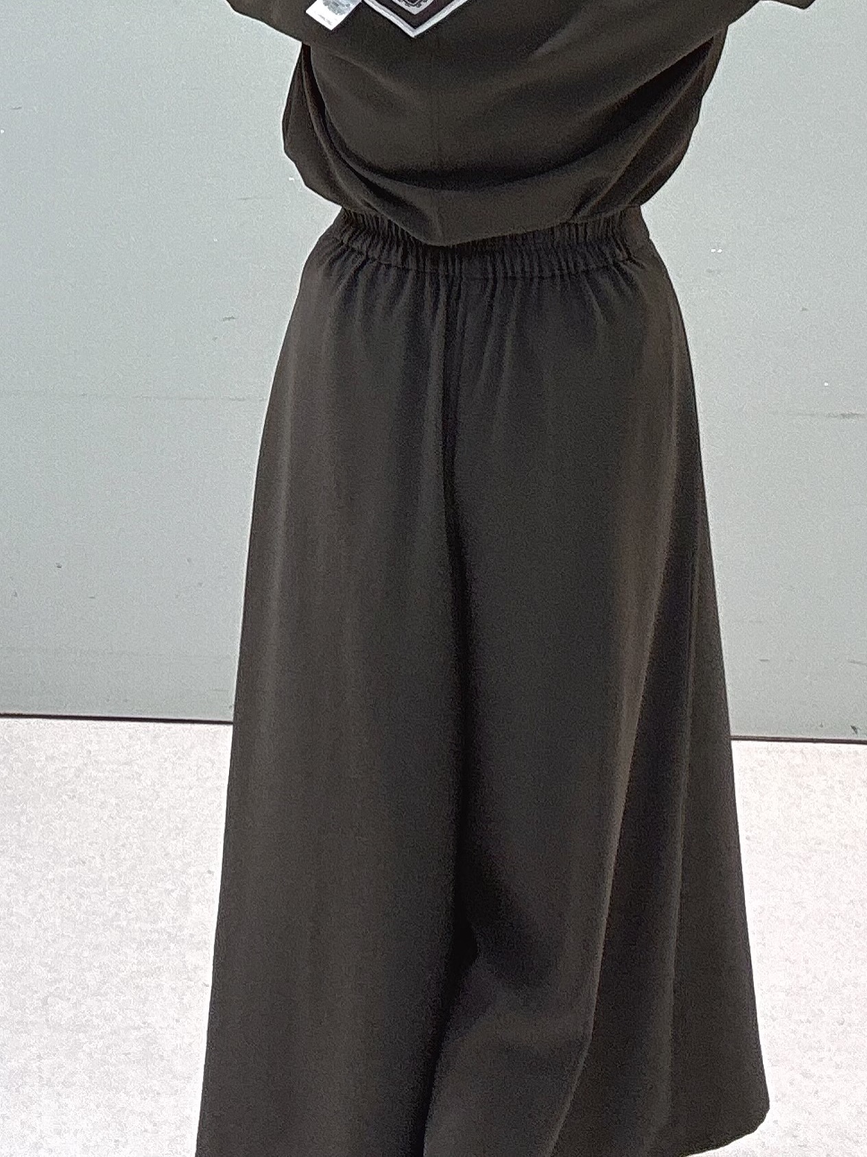 makiさんの「UNTITLED｜【セットアップ可/UVカット/前後2WAY】リラクシーフレンチスリーブブラウス」を使ったコーディネート