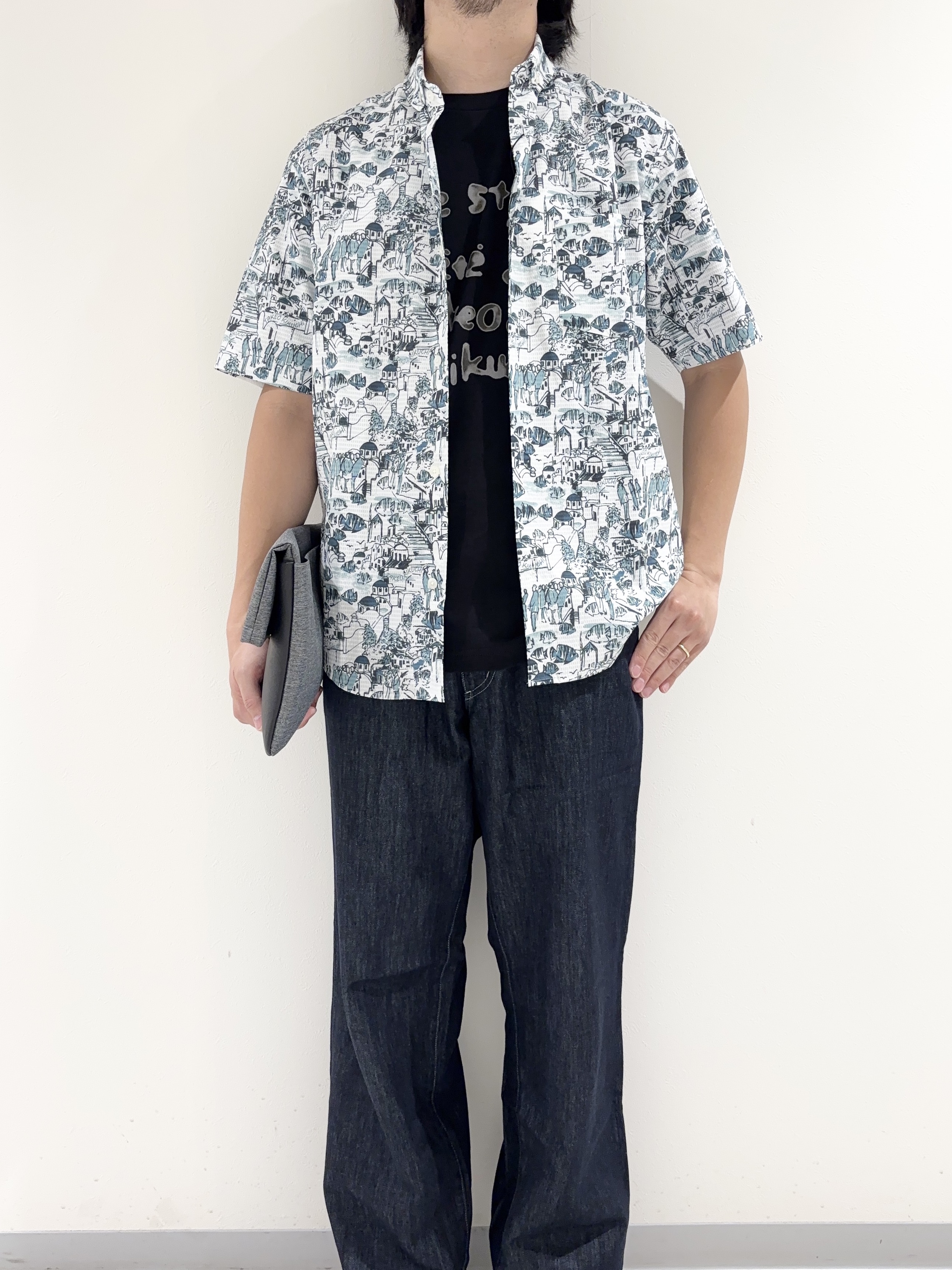 及川さんの「TAKEO KIKUCHI｜【日本製】DotAir（R）リゾートプリント半袖シャツ」を使ったコーディネート