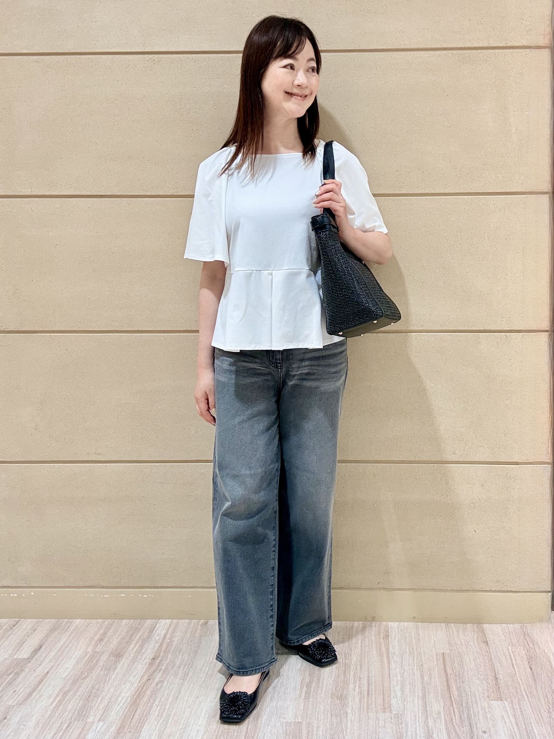 Marさんの「Reflect｜【UVカット／接触冷感／吸水速乾】フレアスリーブペプラムカットソー」を使ったコーディネート