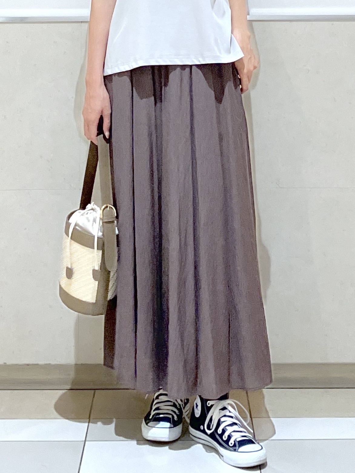 eriko さんの「Dessin｜【汗シミ防止/UVカット】配色スリーブ 五分袖プルオーバー」を使ったコーディネート