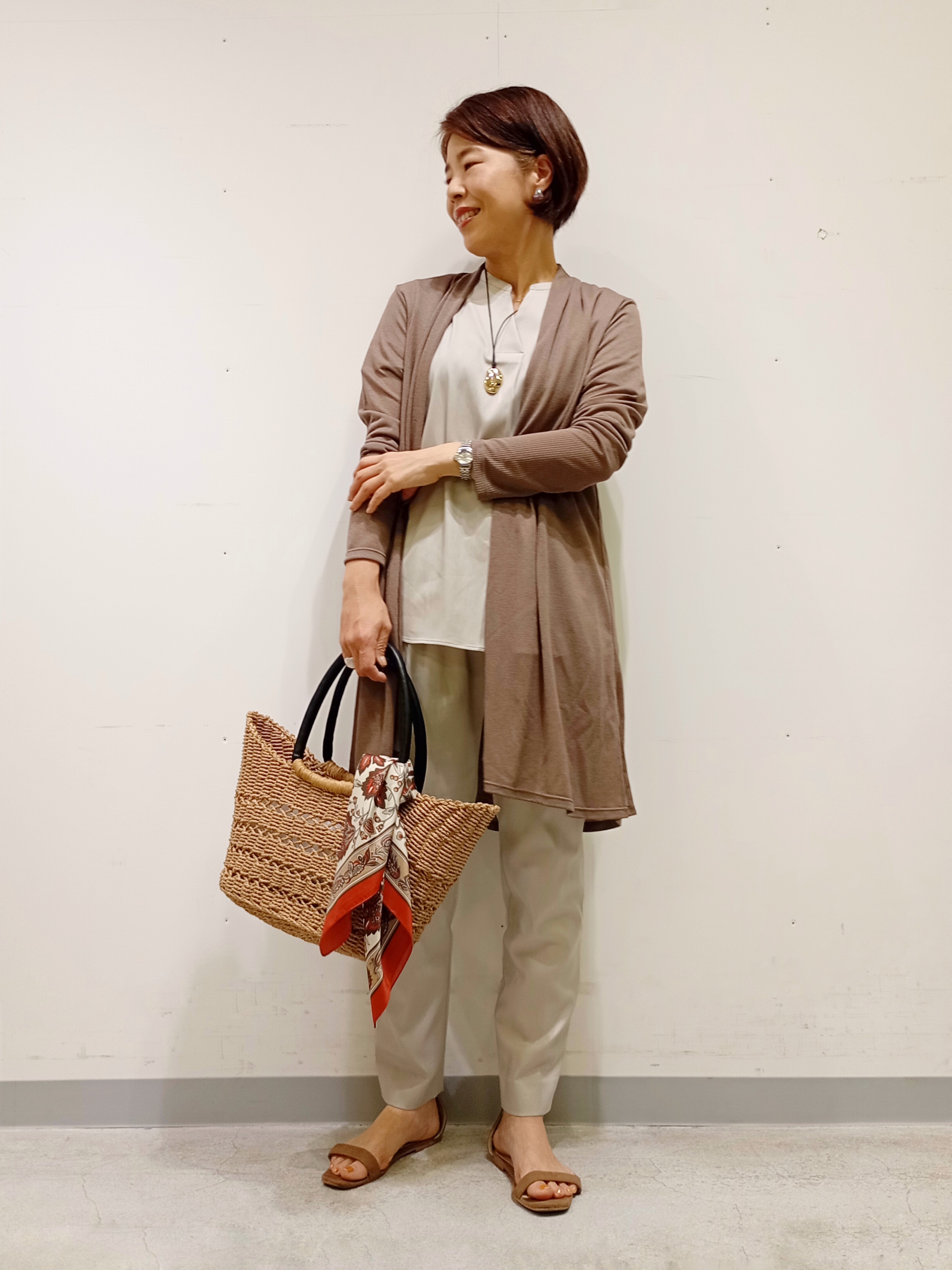 Kさんの「INDIVI｜【洗える／アンサンブル可能】シアーストライプカーディガン」を使ったコーディネート