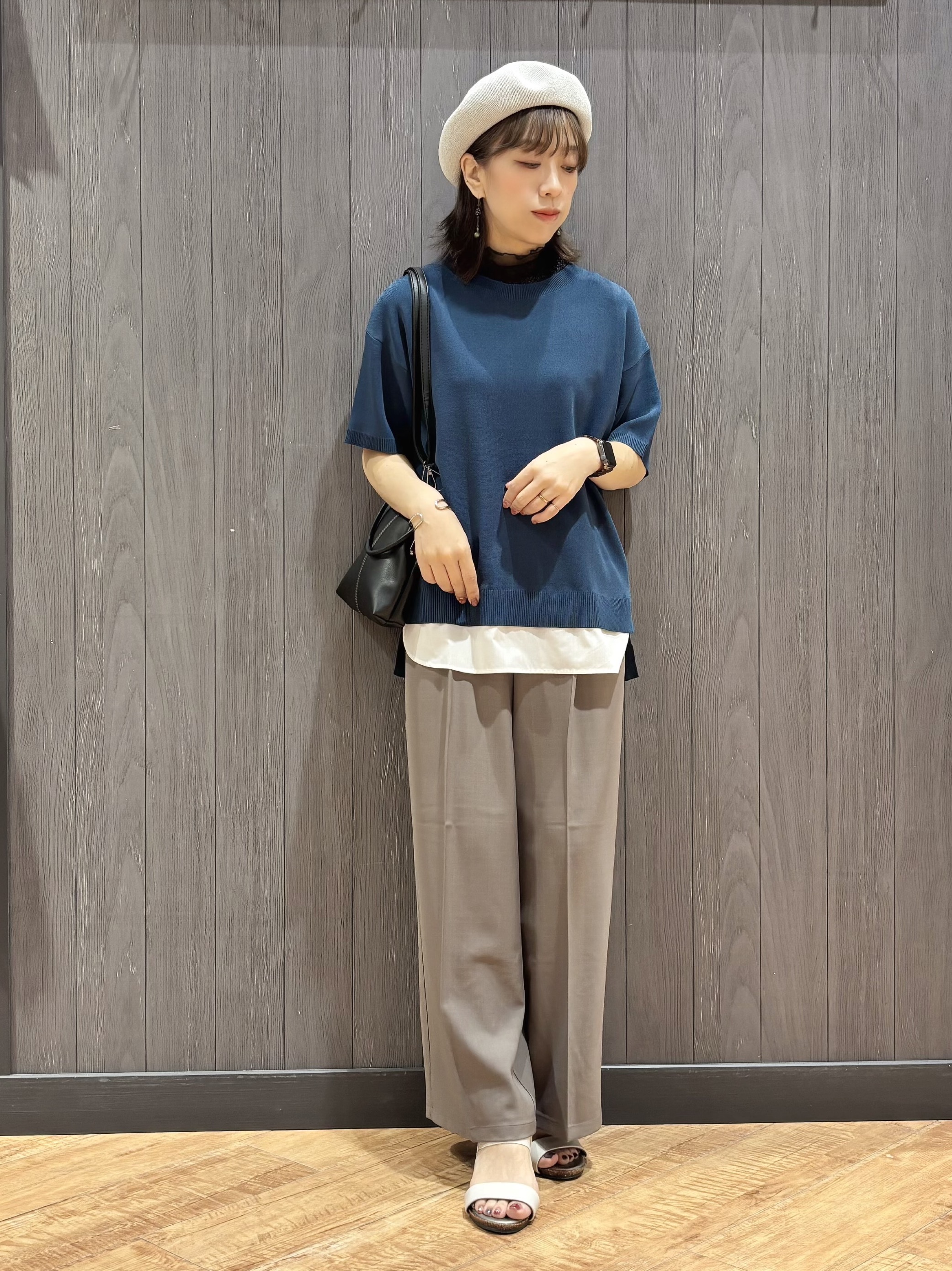 meiさんの「SHOO･LA･RUE｜【UV/洗濯機可/S-LL】毛玉になりにくい シャツレイヤード風でこなれ見え 半袖ニット」を使ったコーディネート