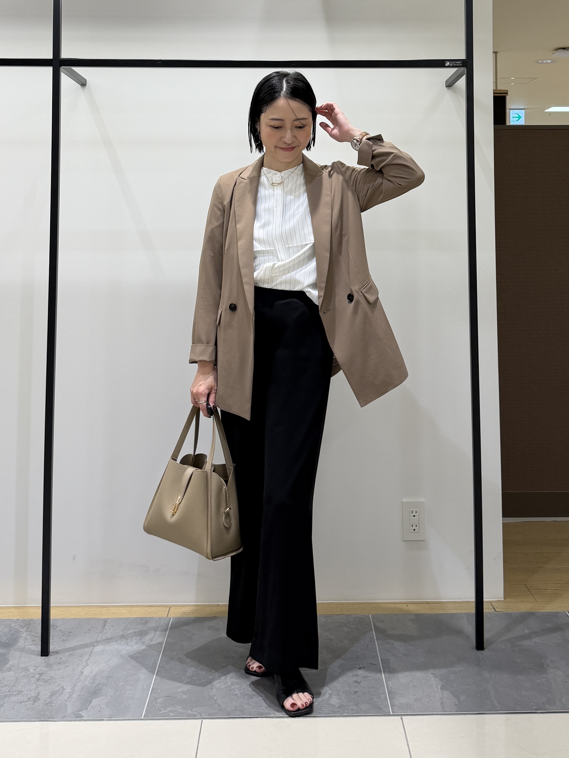 shihoさんの「INDIVI｜【接触冷感/UVケア/着る日傘】ダブルジャケット」を使ったコーディネート