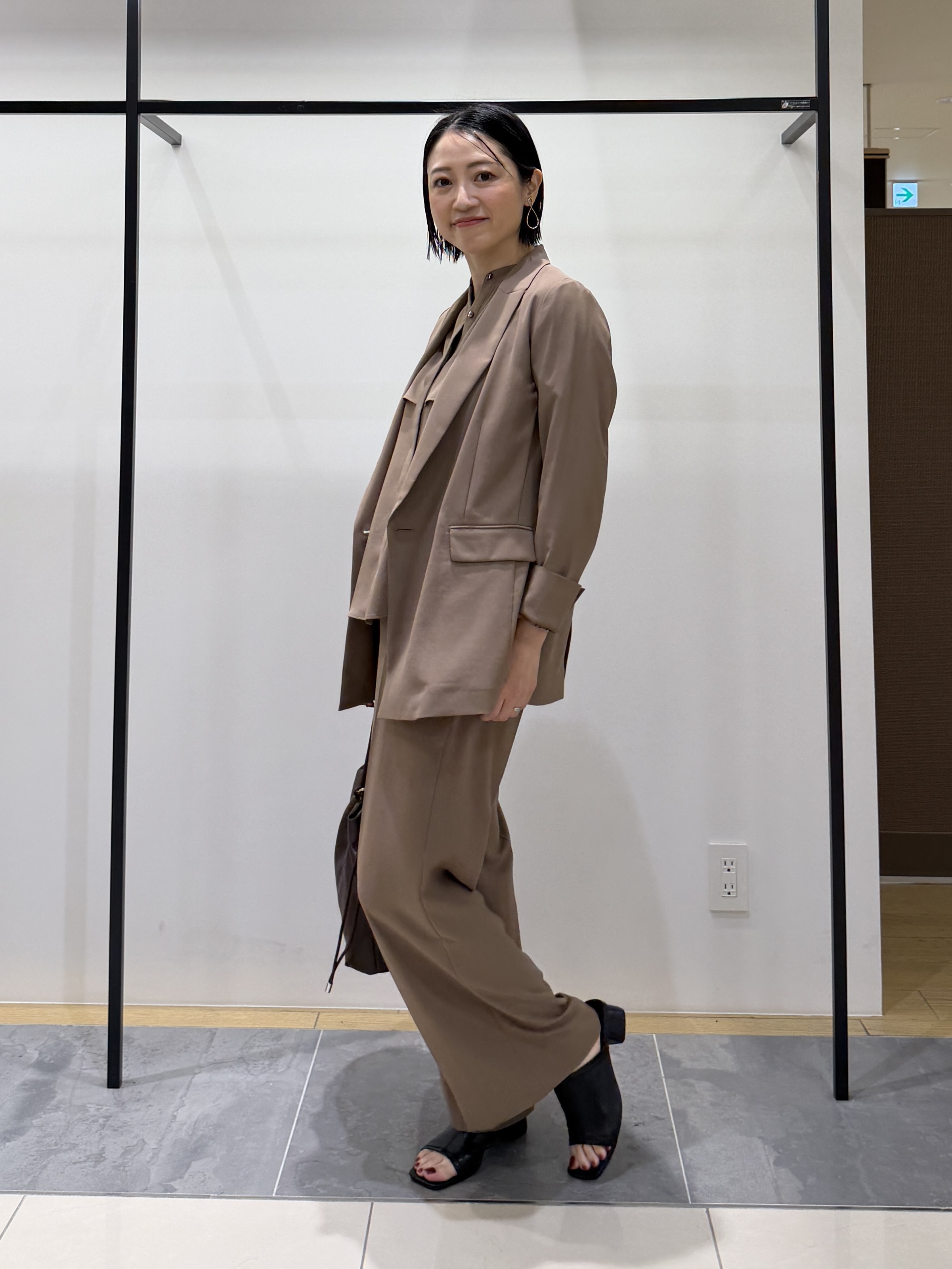 shihoさんの「INDIVI｜【接触冷感/UVケア/着る日傘】ダブルジャケット」を使ったコーディネート