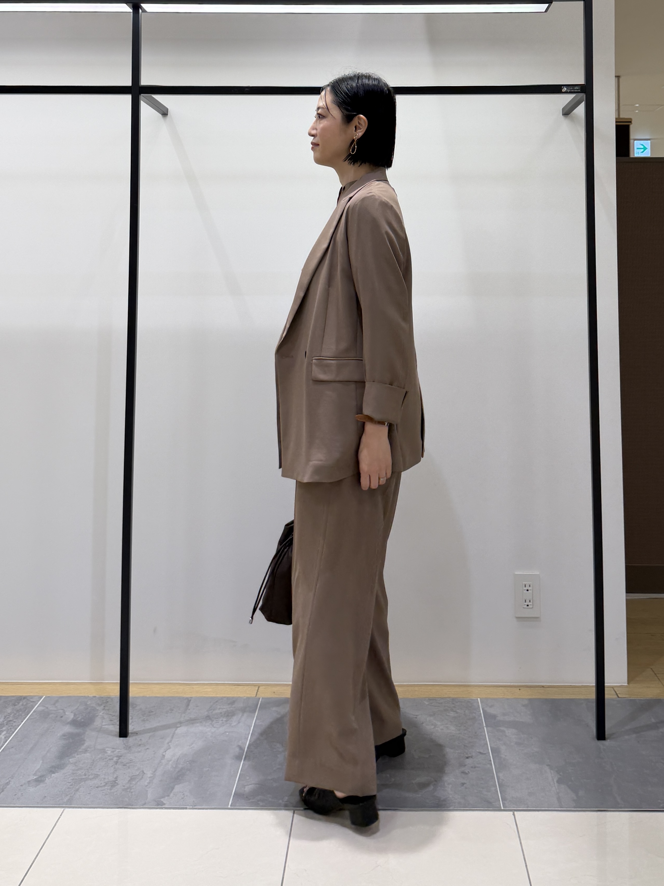 shihoさんの「INDIVI｜【接触冷感/UVケア/着る日傘】ダブルジャケット」を使ったコーディネート