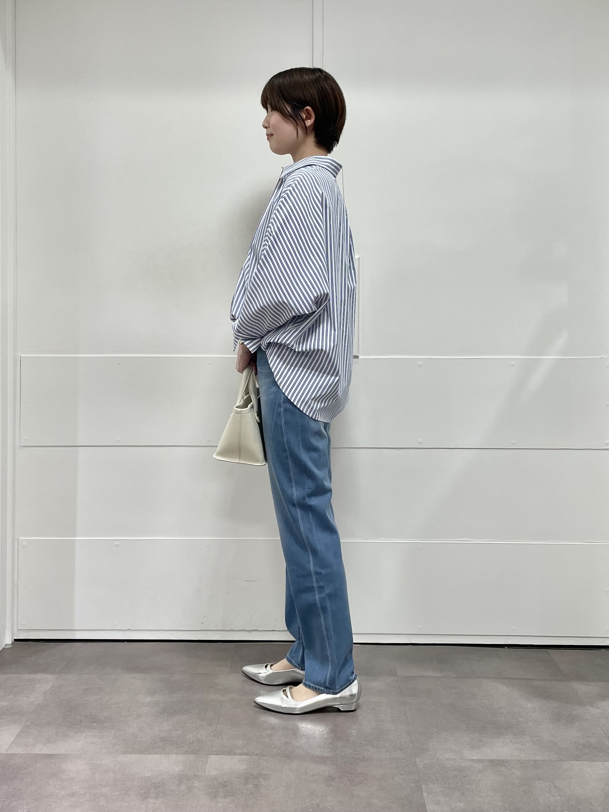 MOMOKOさんの「UNTITLED｜【接触冷感/吸水速乾/UVカット】ドルマンスリーブシャツ」を使ったコーディネート