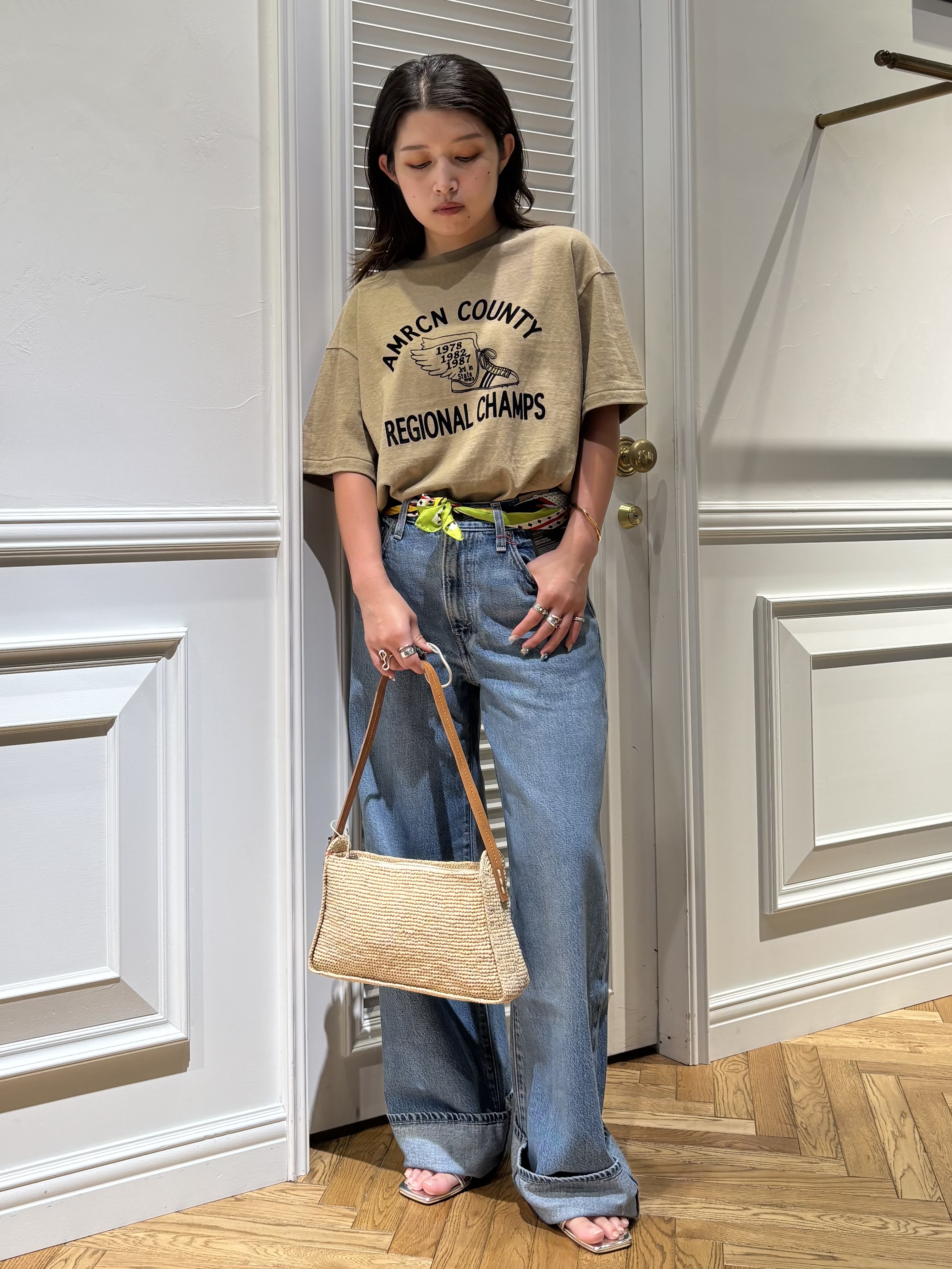 Mgmさんの「DRESSTERIOR｜MADE IN MADA（メイドインマダ）VEROMANITRA BAG」を使ったコーディネート