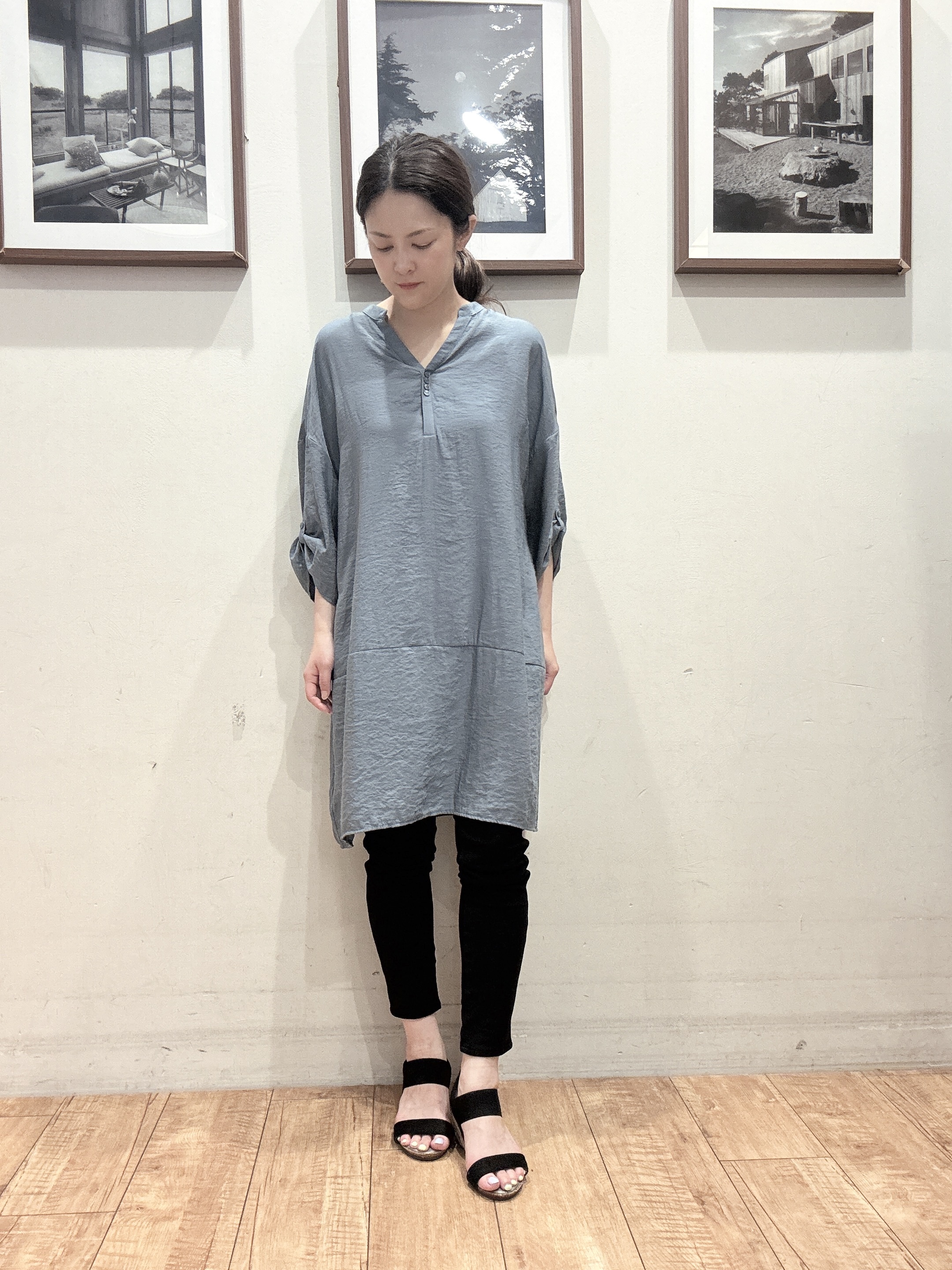 ユウキさんの「SHOO･LA･RUE｜【S-LL/洗濯後しわになりにくい】ゆるっと体型カバー 7分袖コクーンチュニック」を使ったコーディネート