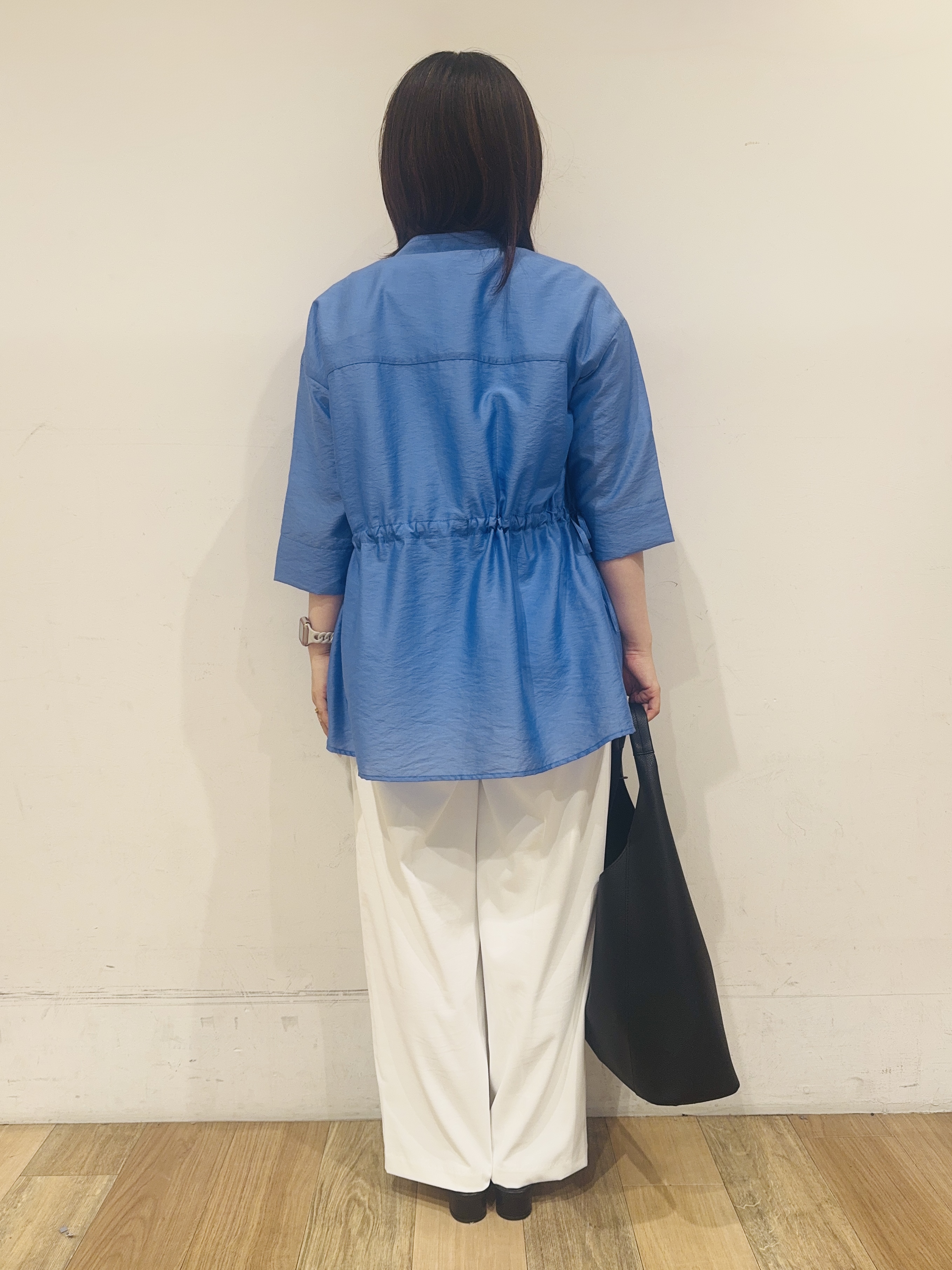 miさんの「grove｜5分袖ver登場！【体型カバー・洗える】シアーサファリシャツジャケット」を使ったコーディネート