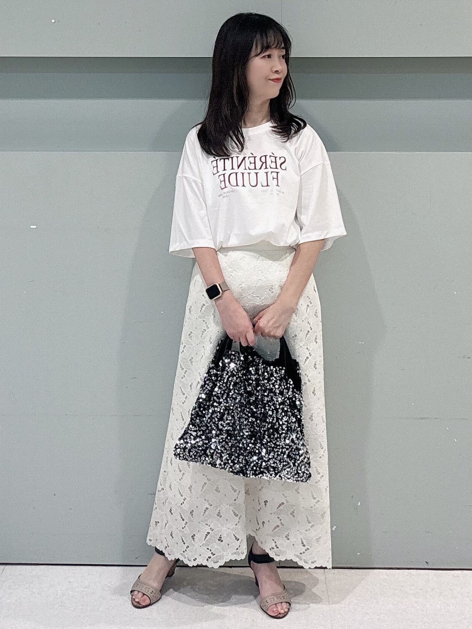 makiさんの「UNTITLED｜【秋のきれいめ服/セットアップ可】リーフレースロングスカート」を使ったコーディネート
