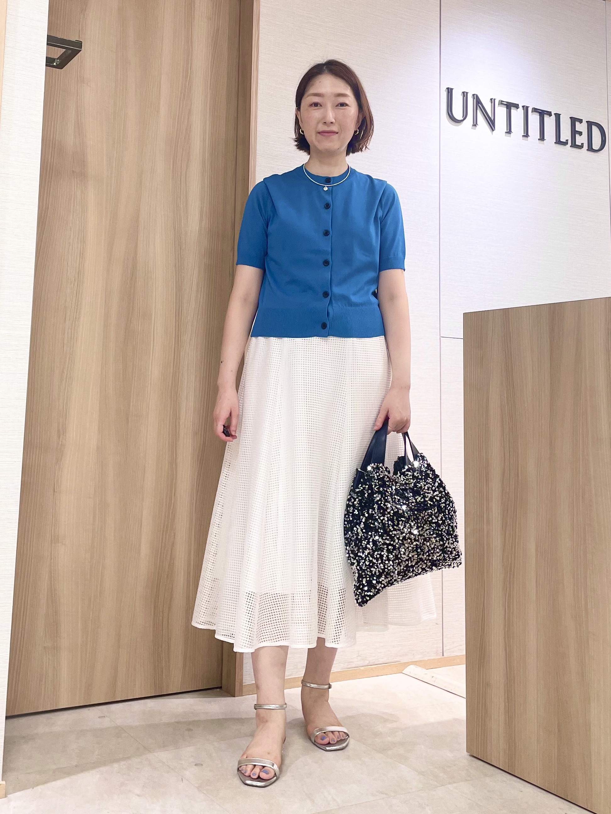 aliceさんの「UNTITLED｜【すっきり秋羽織り/前開きボタン】ドライタッチ5分袖カーディガン」を使ったコーディネート