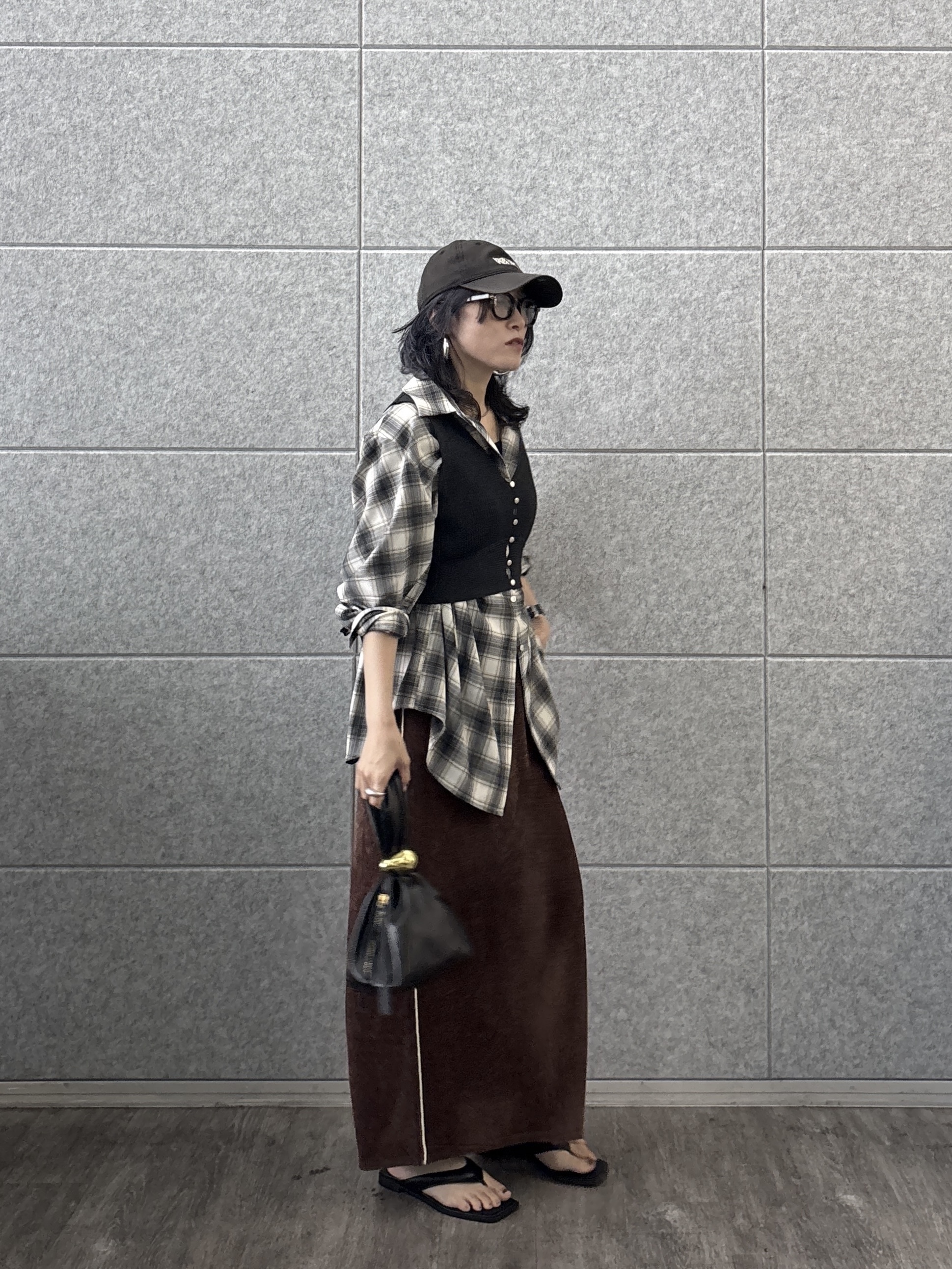 kotakiさんの「INDIVI｜タイムレスフォルムシャツ【LIVE紹介／上枝みどりさん着用】」を使ったコーディネート