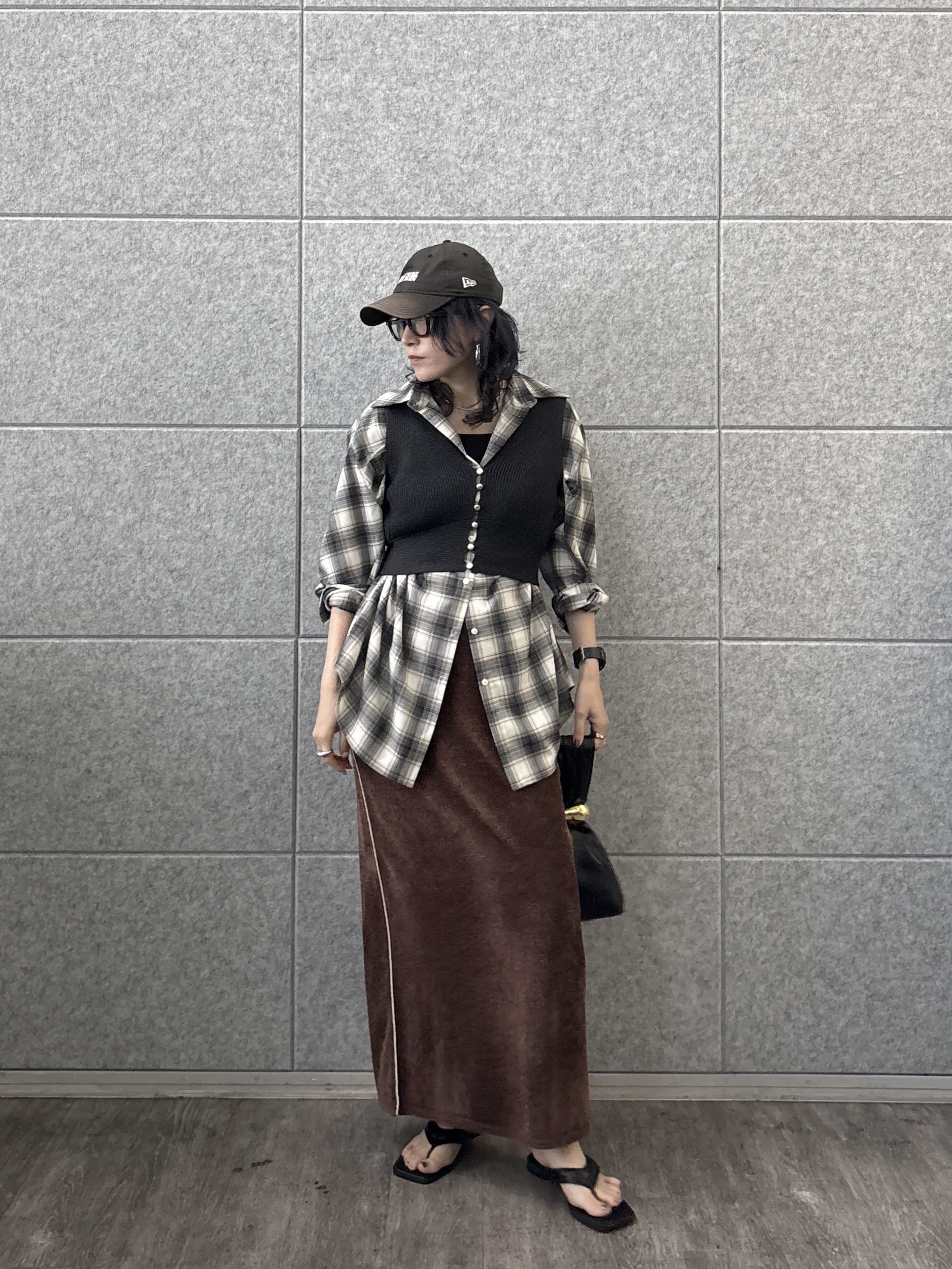 kotakiさんの「INDIVI｜タイムレスフォルムシャツ【LIVE紹介／上枝みどりさん着用】」を使ったコーディネート