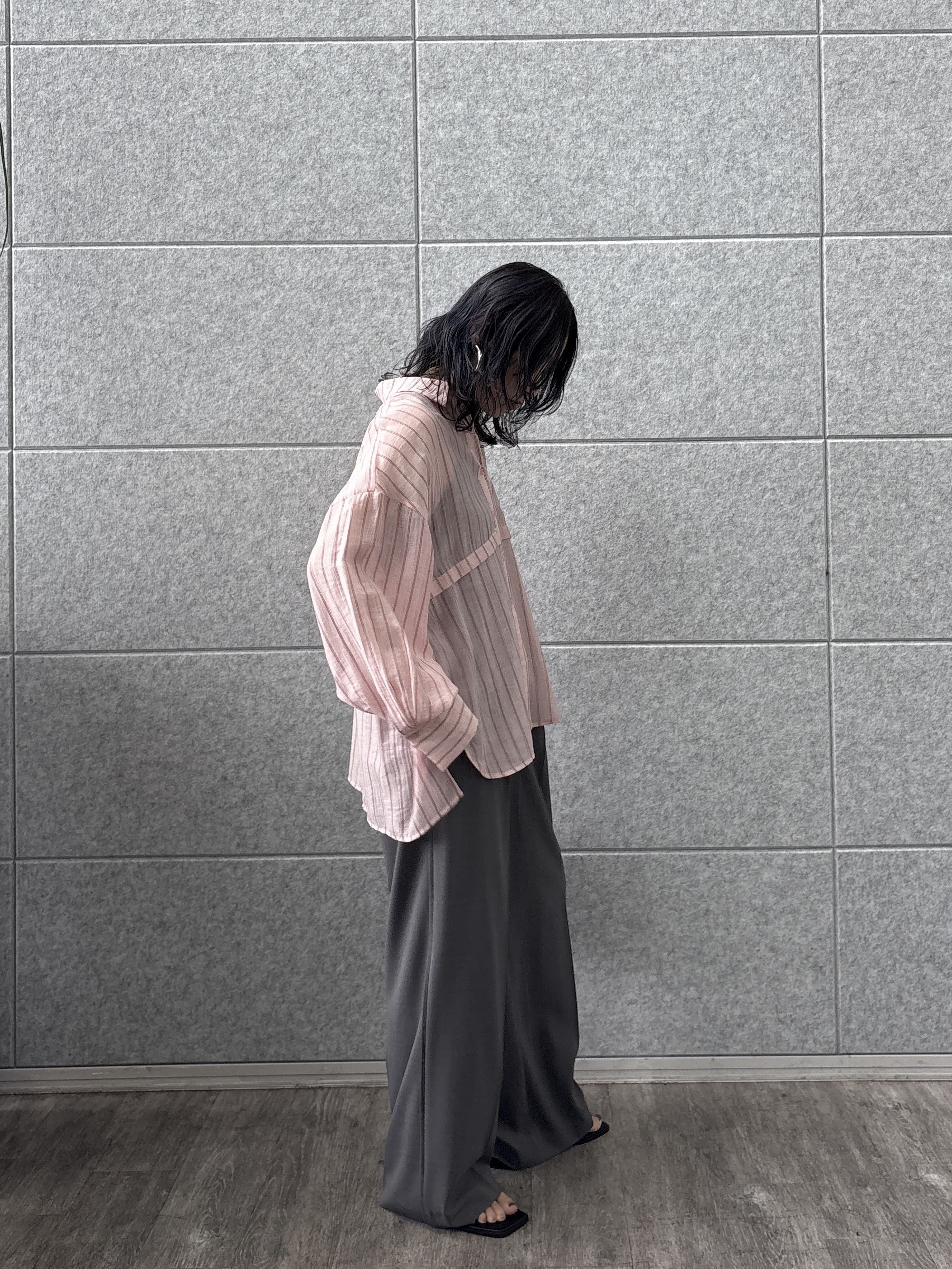 kotakiさんの「INDIVI｜シアーストライプ 切替タックシャツ」を使ったコーディネート