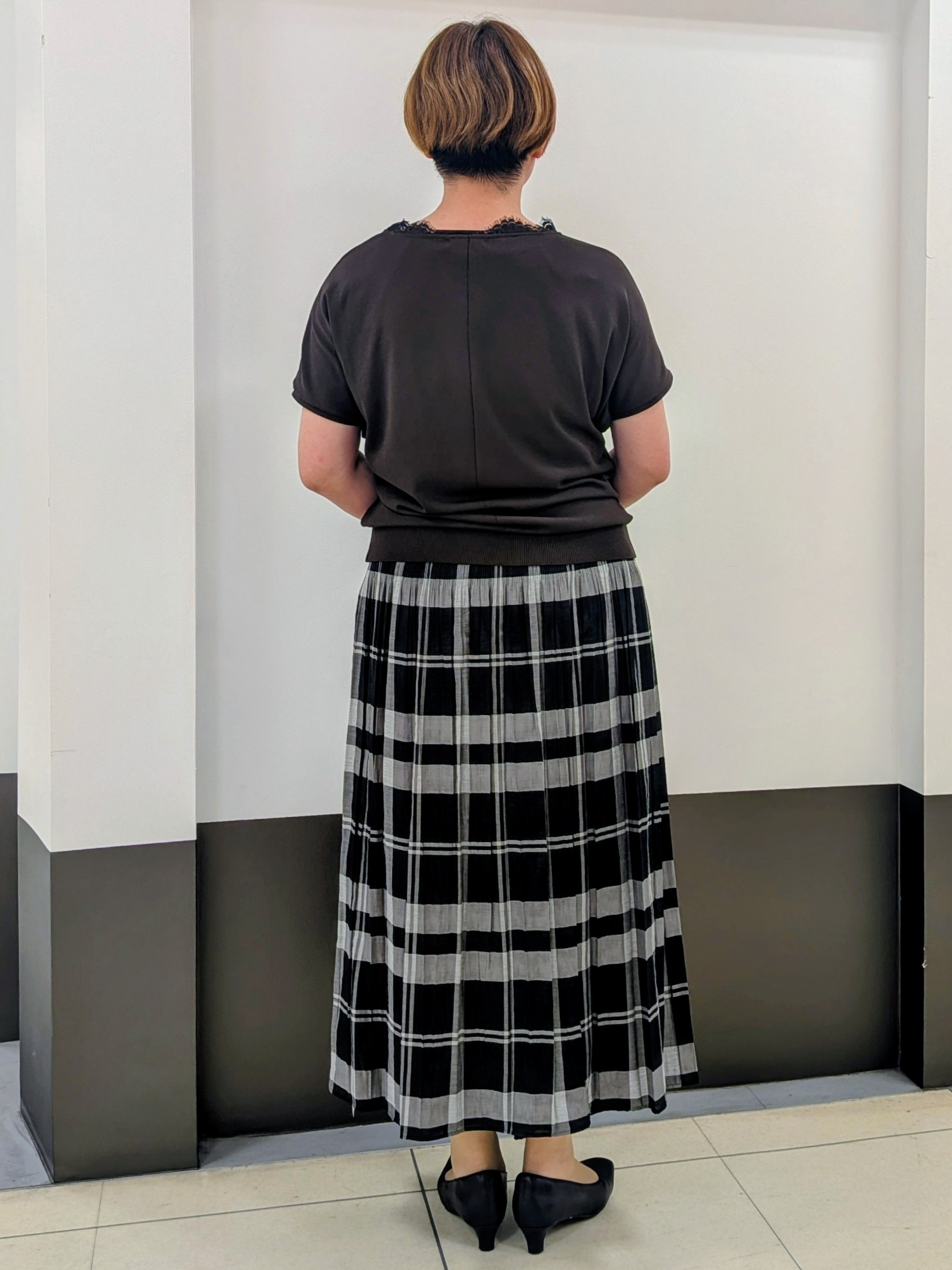 じゅりさんの「Reflect｜【二の腕カバー／手洗い可】ネックレース フレンチスリーブニット」を使ったコーディネート