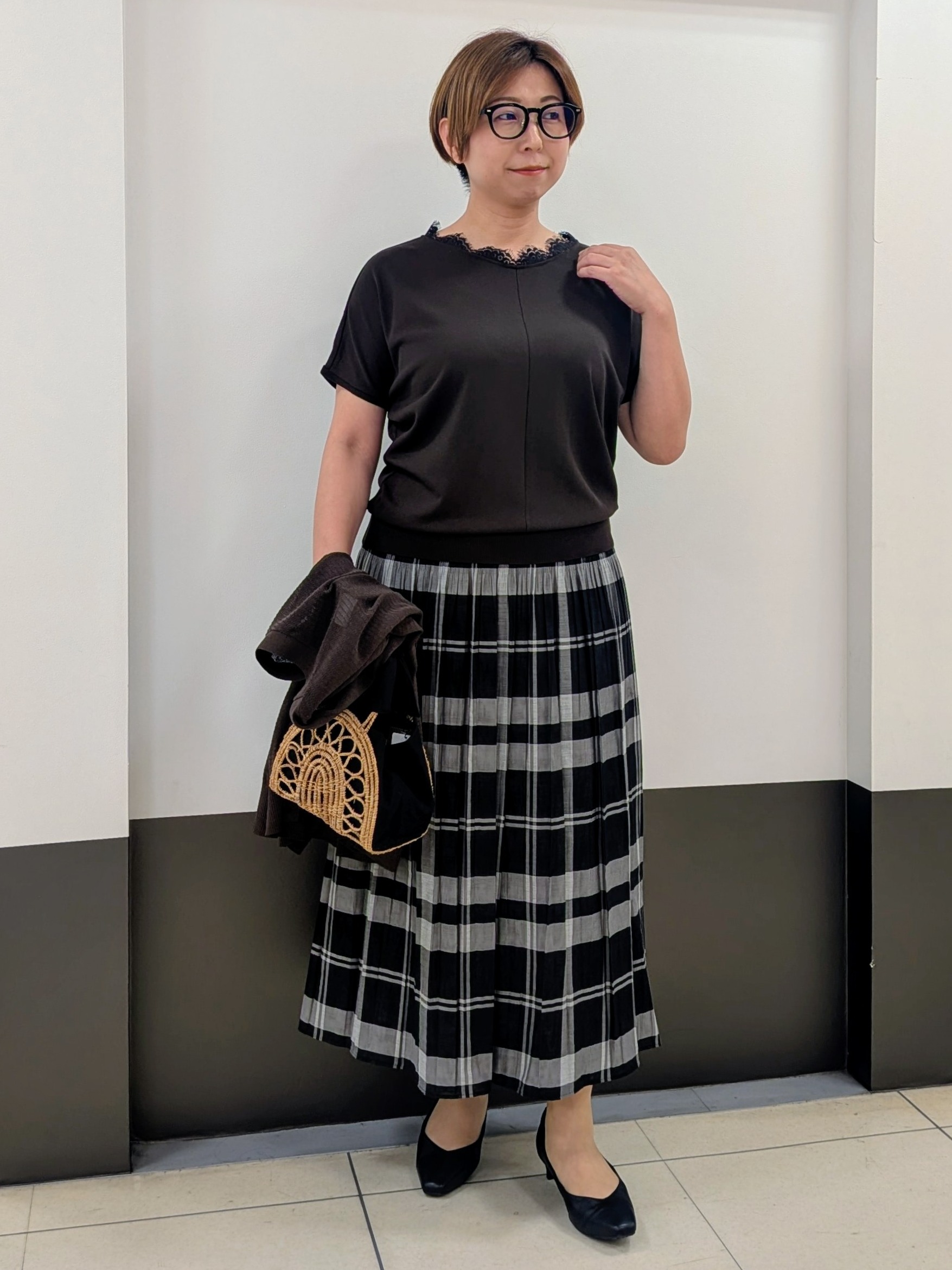 じゅりさんの「Reflect｜【二の腕カバー／手洗い可】ネックレース フレンチスリーブニット」を使ったコーディネート