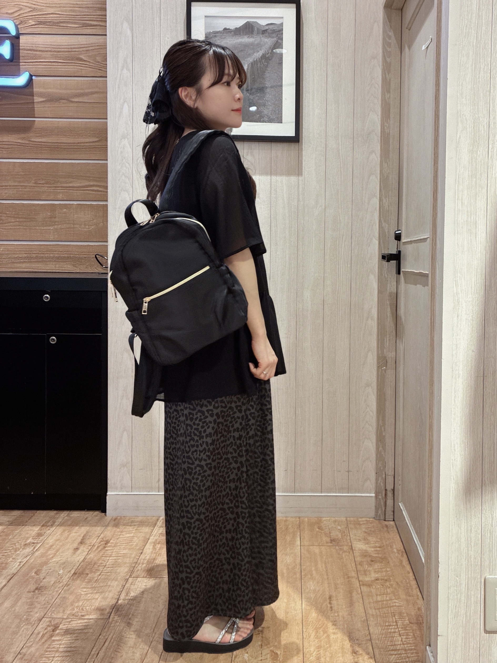 西。さんの「SHOO･LA･RUE｜【洗濯機可/S-LL】インせず着られる シアー素材が上品なティアードブラウス」を使ったコーディネート