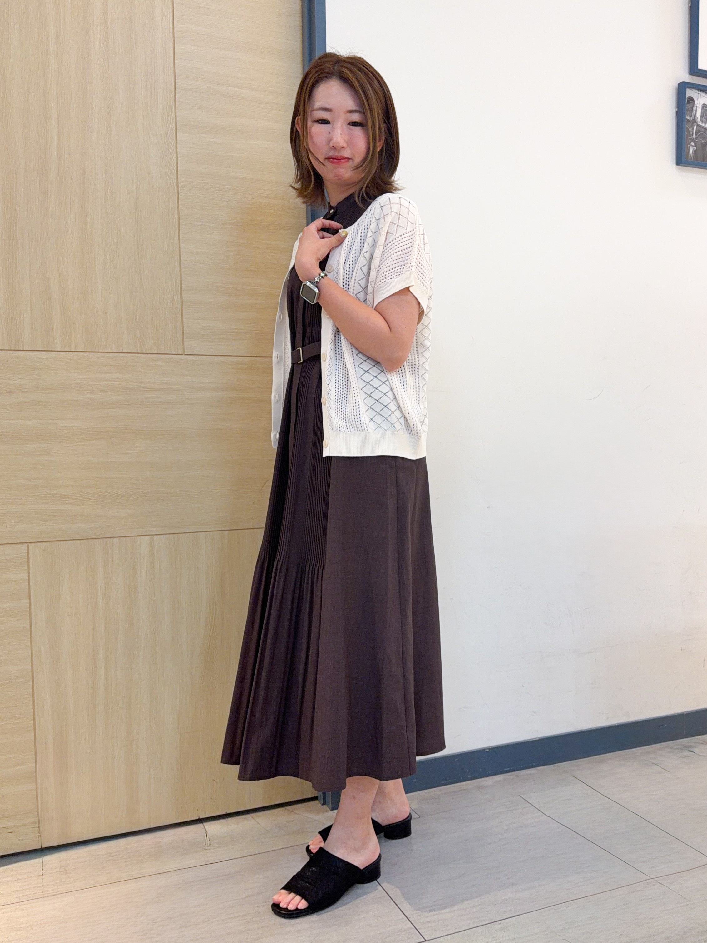 nanaさんの「grove｜【2WAY・洗える】透かし編みニットベスト」を使ったコーディネート
