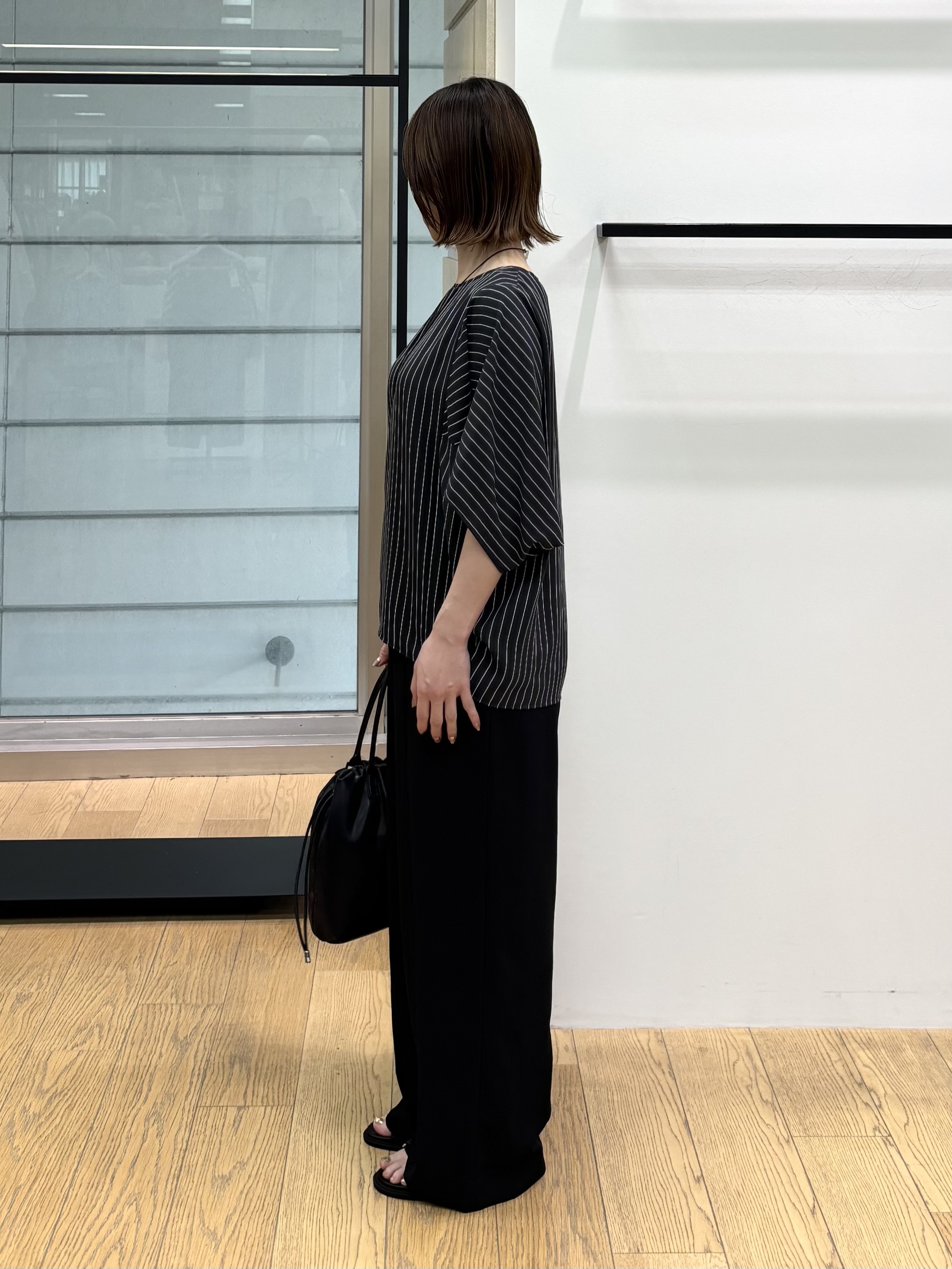 asamiさんの「INDIVI｜【UVケア／接触冷感】ジョーゼットドルマンブラウス」を使ったコーディネート