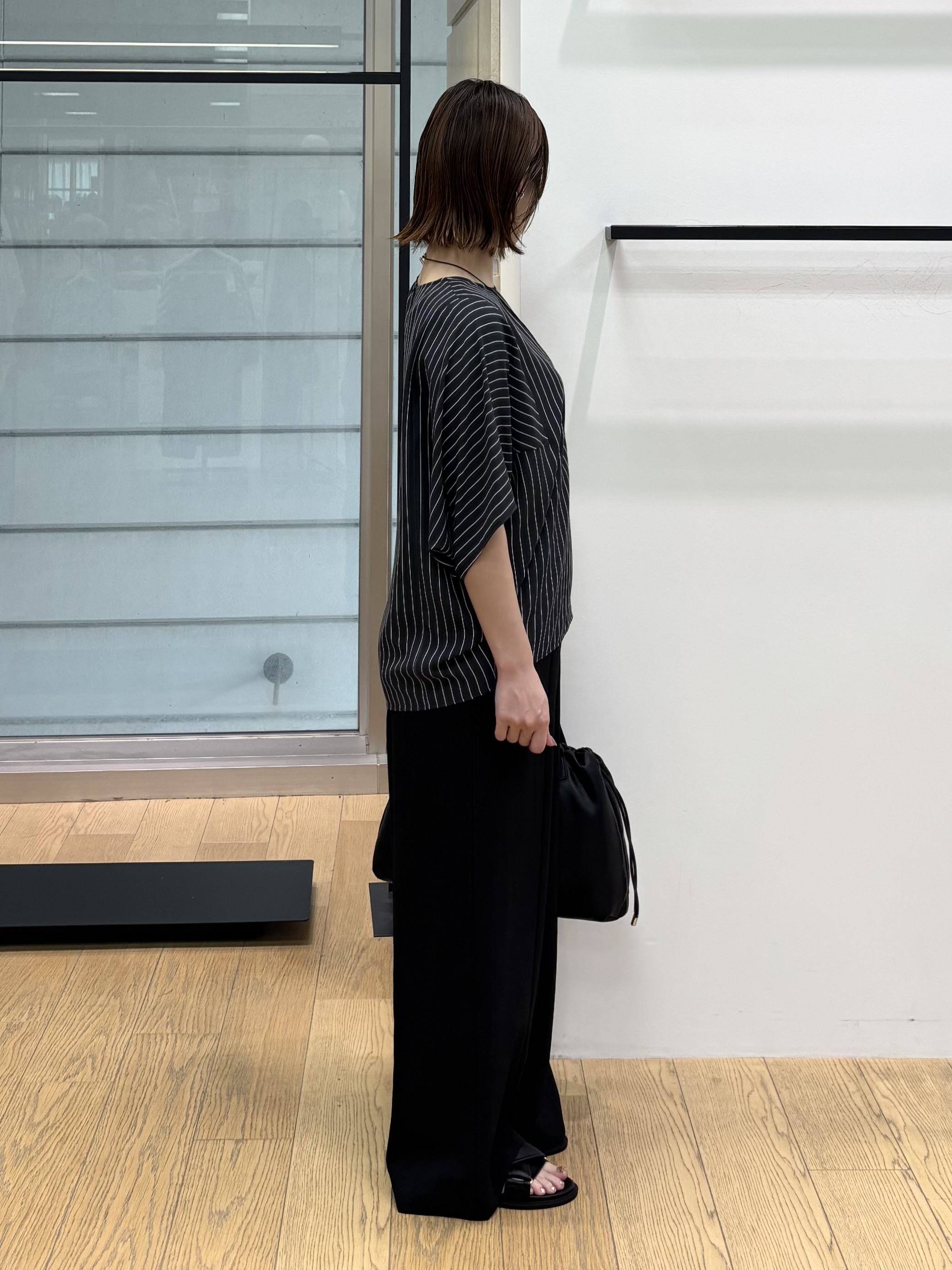 asamiさんの「INDIVI｜【UVケア／接触冷感】ジョーゼットドルマンブラウス」を使ったコーディネート