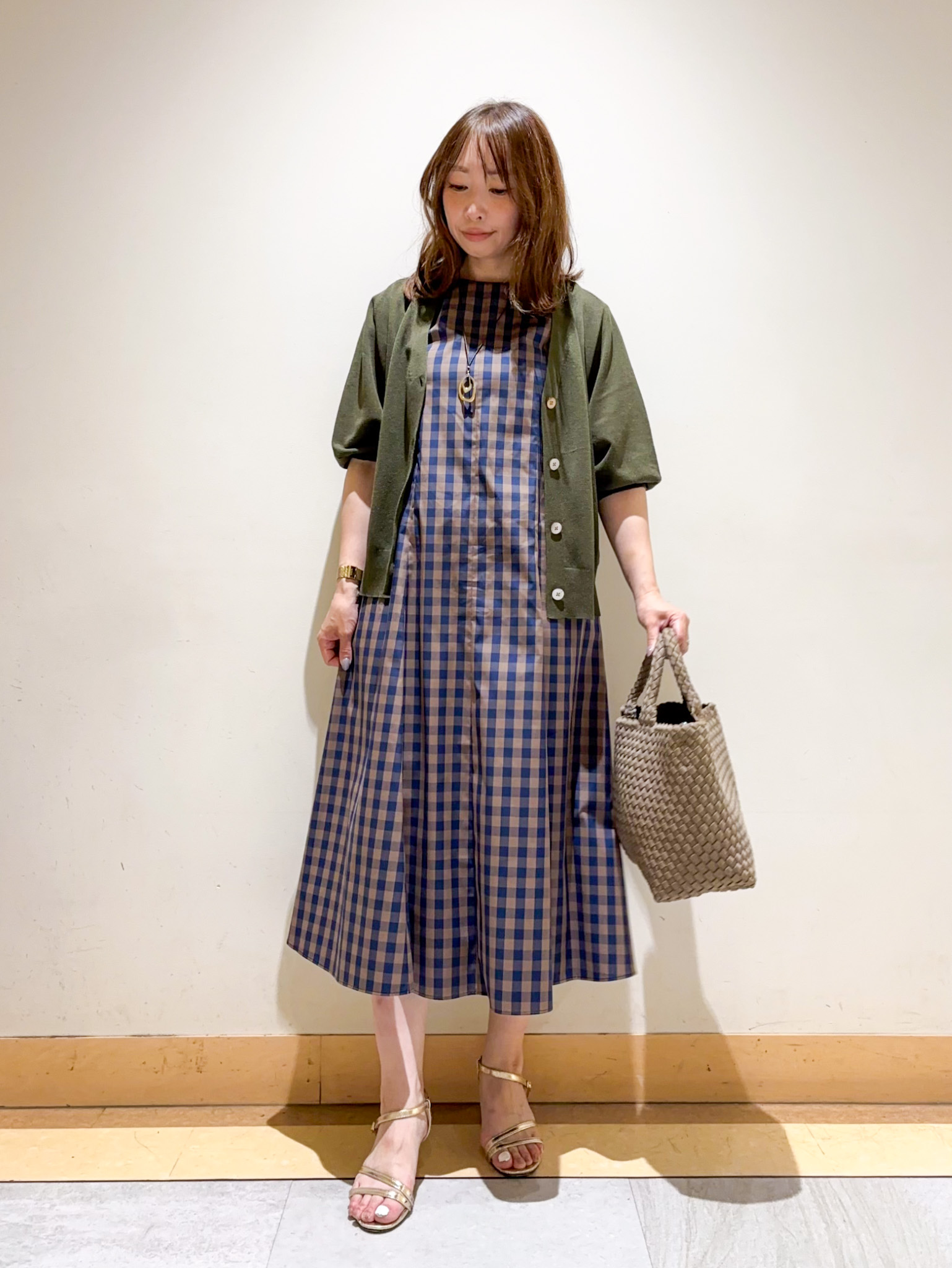 sattoさんの「UNTITLED｜【アンサンブル可/シアー】リネンエステルカーディガン」を使ったコーディネート