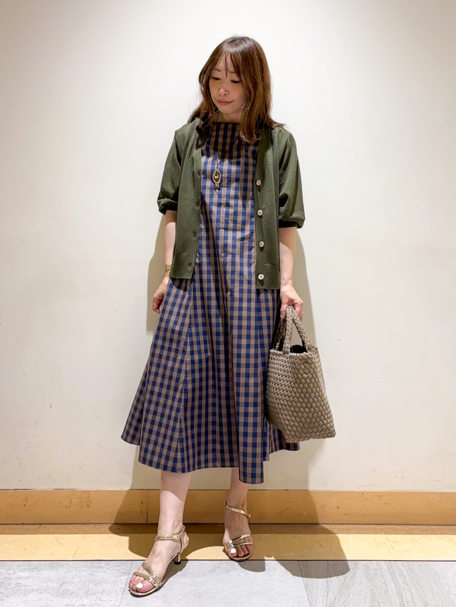 sattoさんの「UNTITLED｜【アンサンブル可/シアー】リネンエステルカーディガン」を使ったコーディネート