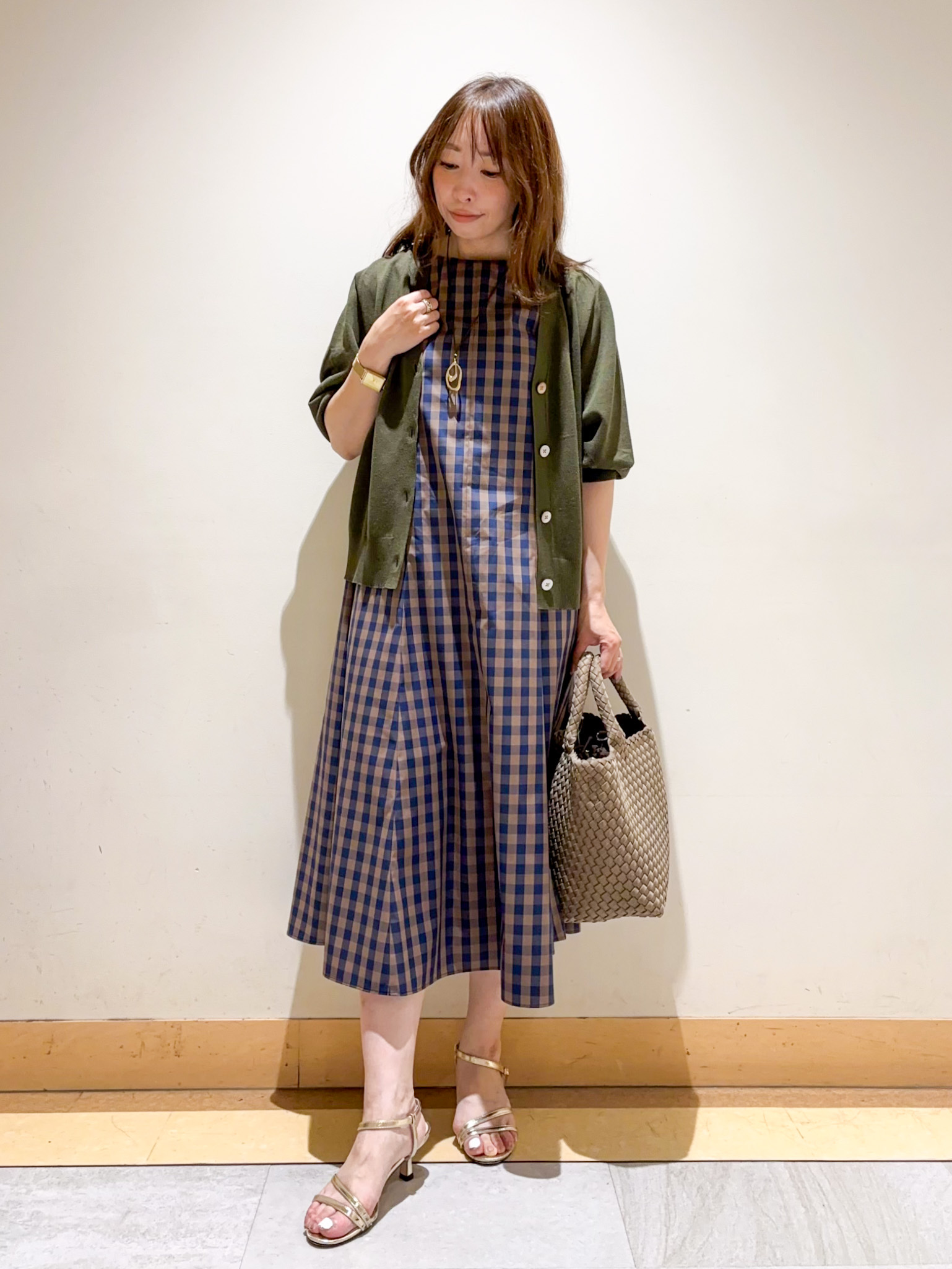 sattoさんの「UNTITLED｜【アンサンブル可/シアー】リネンエステルカーディガン」を使ったコーディネート