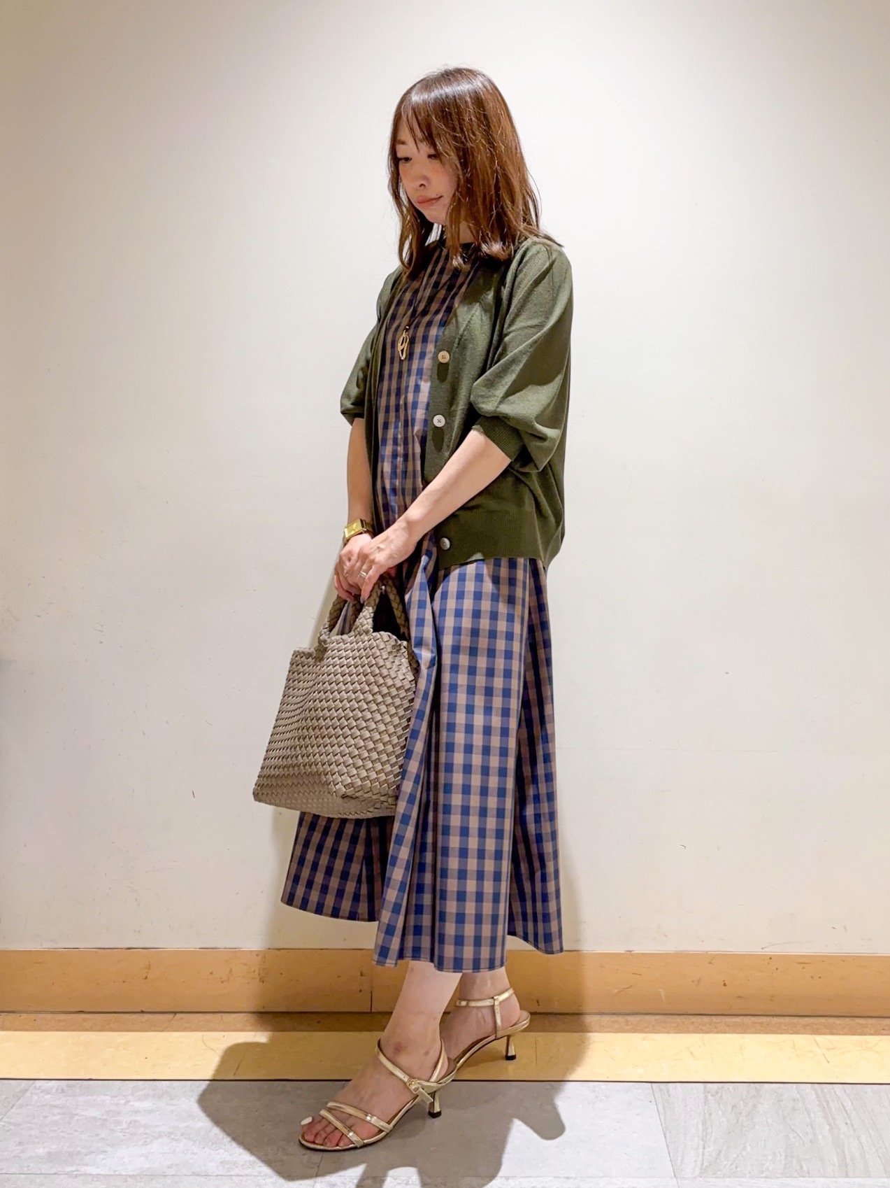 sattoさんの「UNTITLED｜【アンサンブル可/シアー】リネンエステルカーディガン」を使ったコーディネート