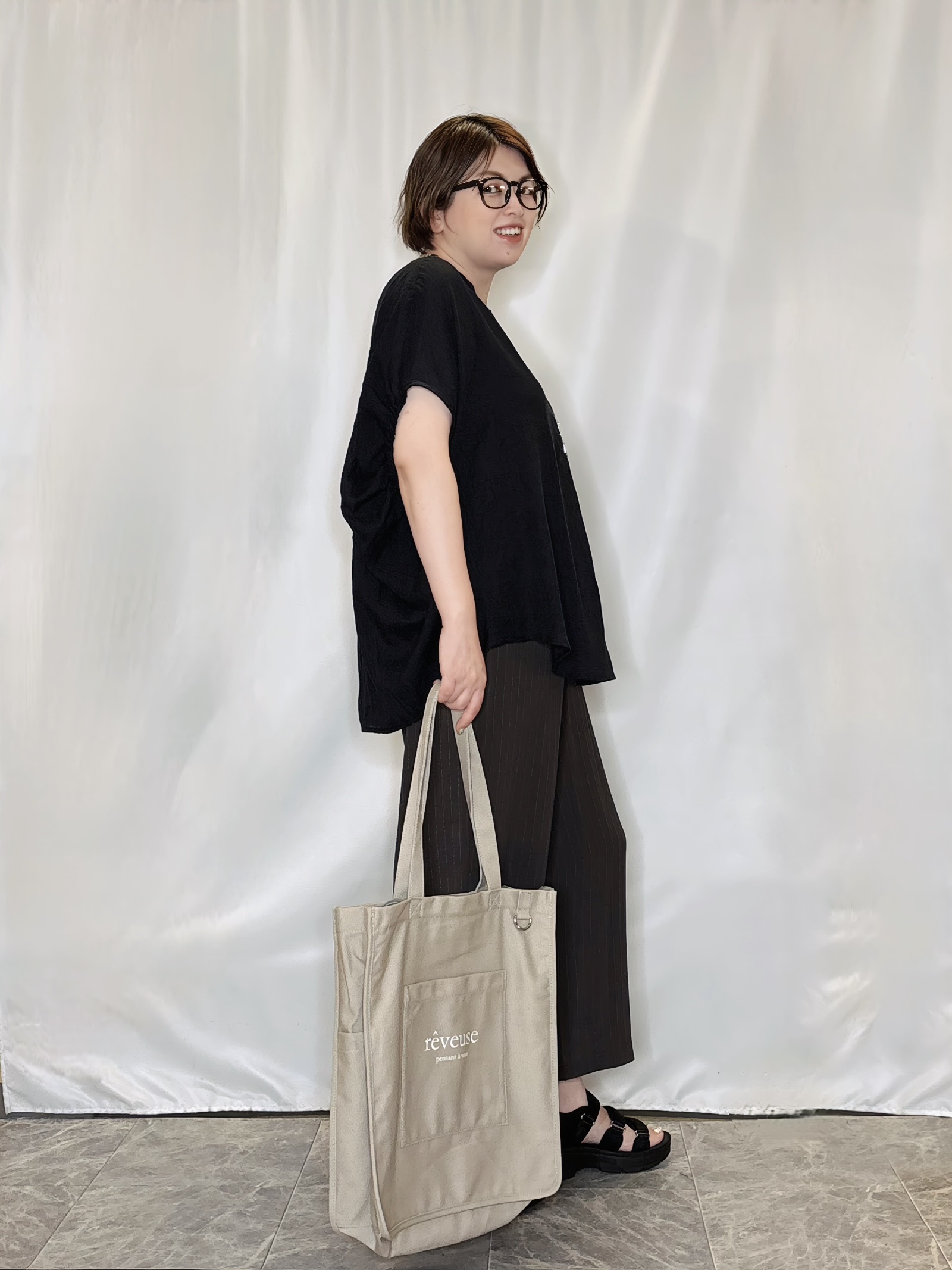たみさんの「SHOO･LA･RUE｜【体型カバー】バルーン風ゆるシャツブラウス」を使ったコーディネート
