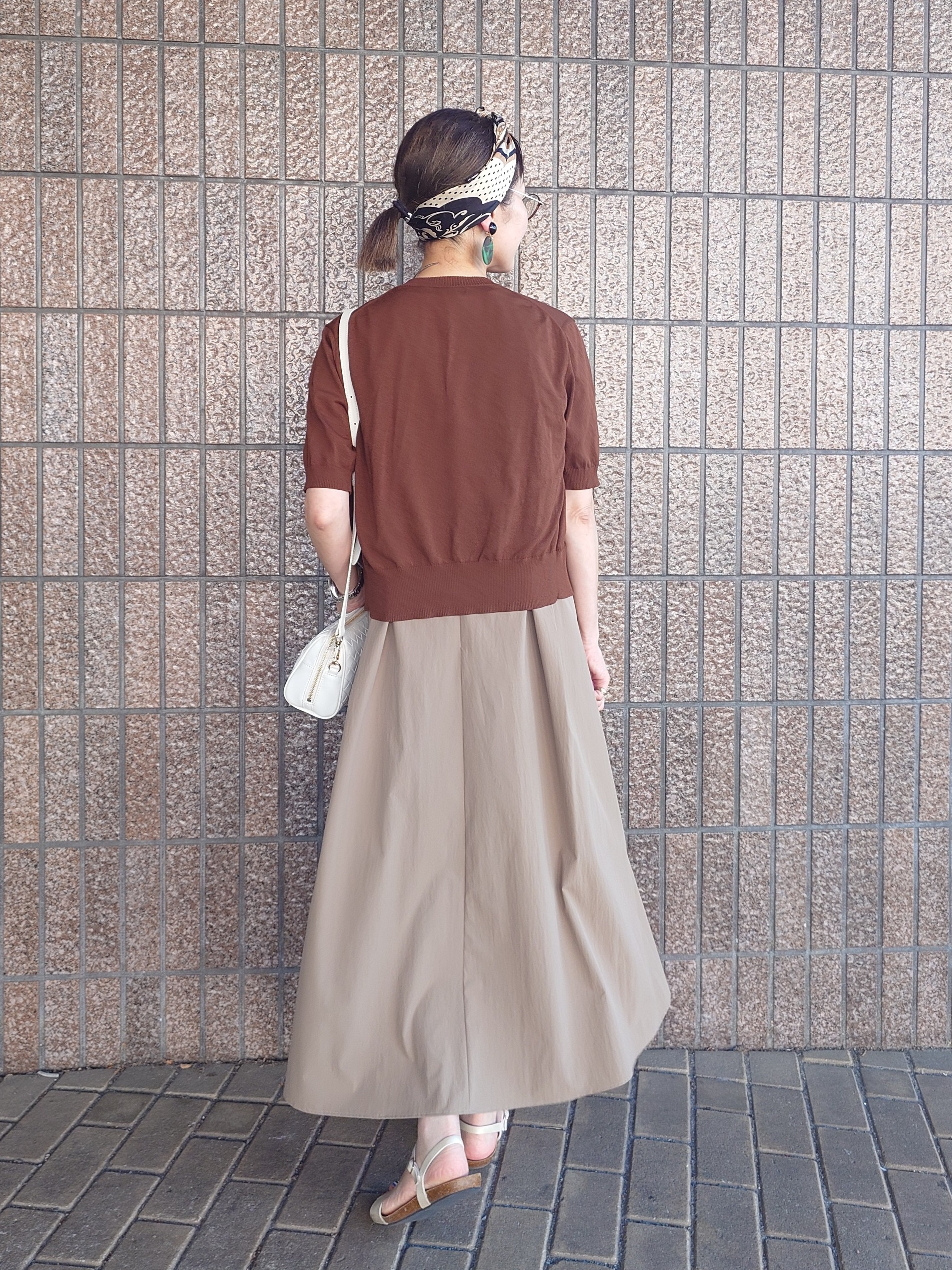 MUTSUKOさんの「UNTITLED｜【すっきり秋羽織り/前開きボタン】ドライタッチ5分袖カーディガン」を使ったコーディネート