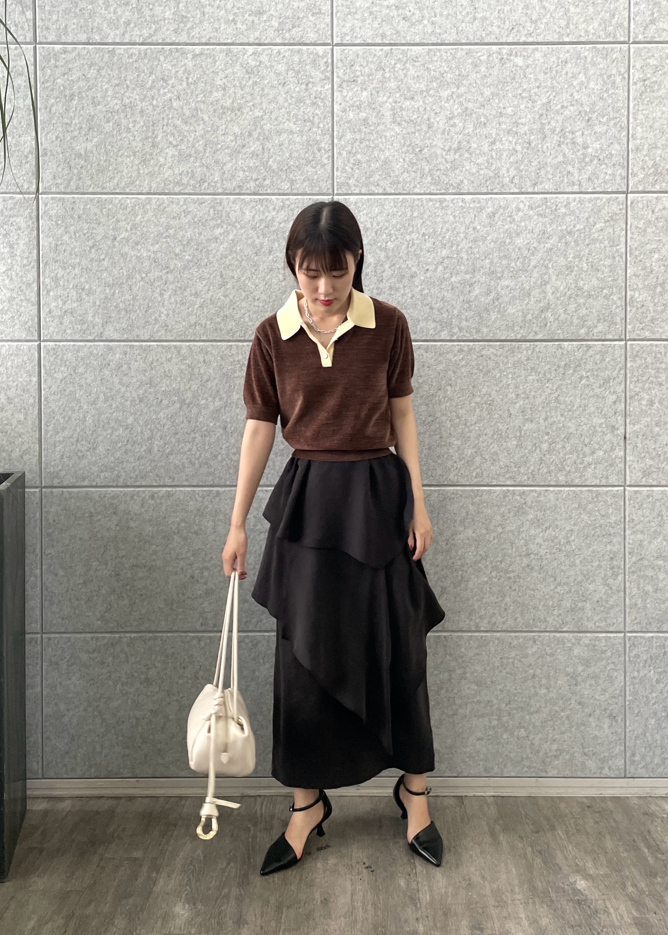Renoさんの「INDIVI｜バイカラーモールポロニット」を使ったコーディネート