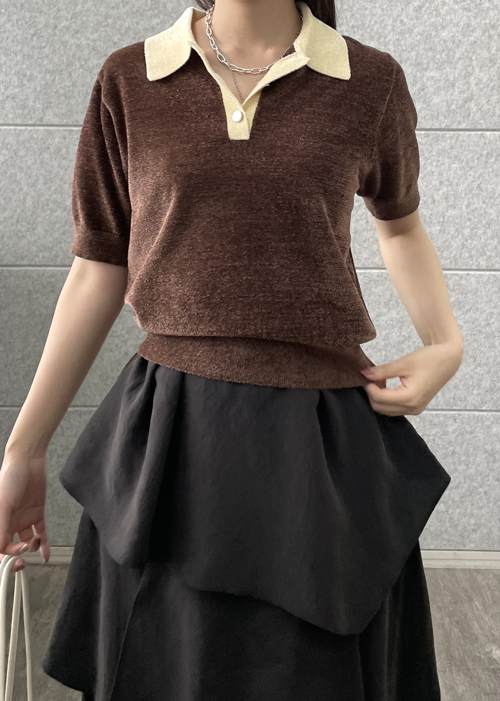 Renoさんの「INDIVI｜バイカラーモールポロニット」を使ったコーディネート