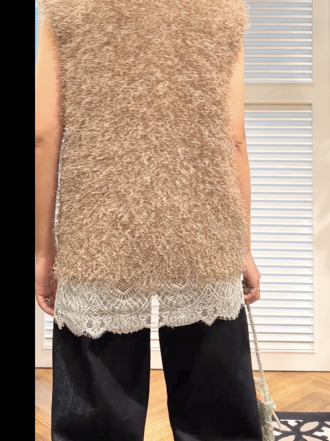 OCHIAIさんの「DRESSTERIOR｜フェザーヤーン2WAYニットプルオーバー」を使ったコーディネート