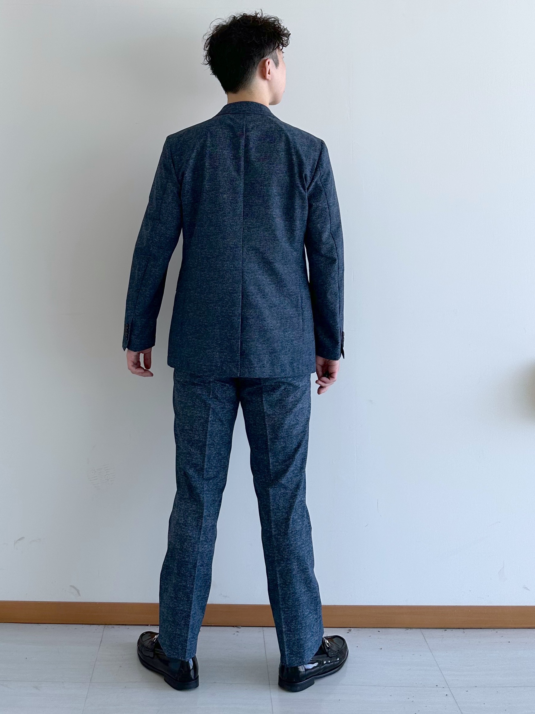 イッシーさんの「TAKEO KIKUCHI｜【抗菌防臭】COOL DOTS（R）ドビープリント ジャケット」を使ったコーディネート