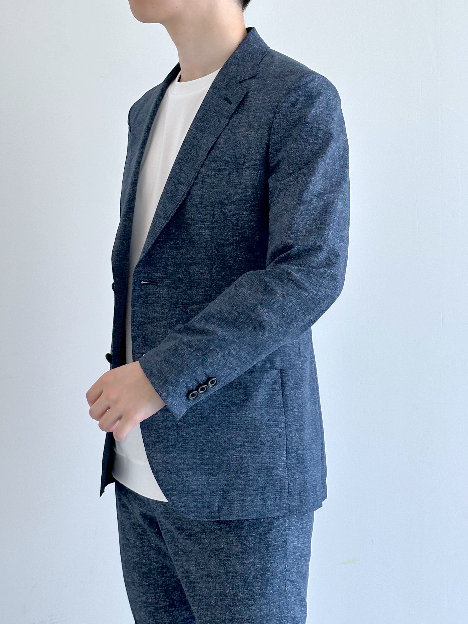 イッシーさんの「TAKEO KIKUCHI｜【抗菌防臭】COOL DOTS（R）ドビープリント ジャケット」を使ったコーディネート