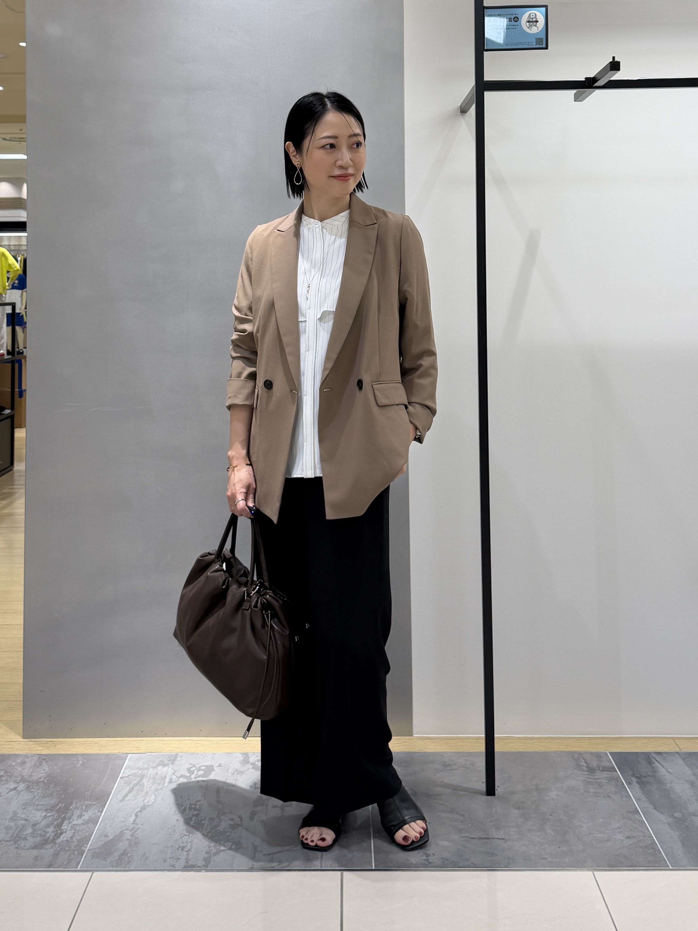 shihoさんの「INDIVI｜【接触冷感/UVケア/着る日傘】ダブルジャケット」を使ったコーディネート