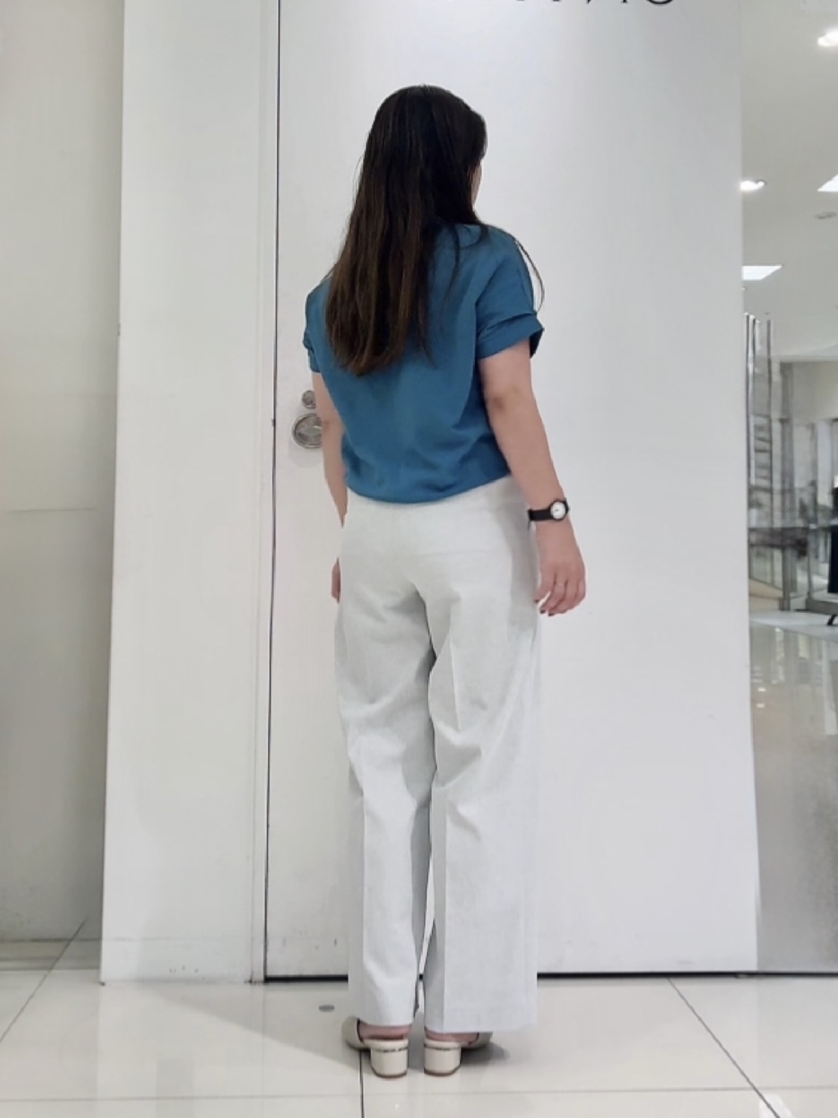 なかじさんの「UNTITLED｜【肌に張りつきにくい/前後2WAY】ドライタッチコットンプルオーバー」を使ったコーディネート